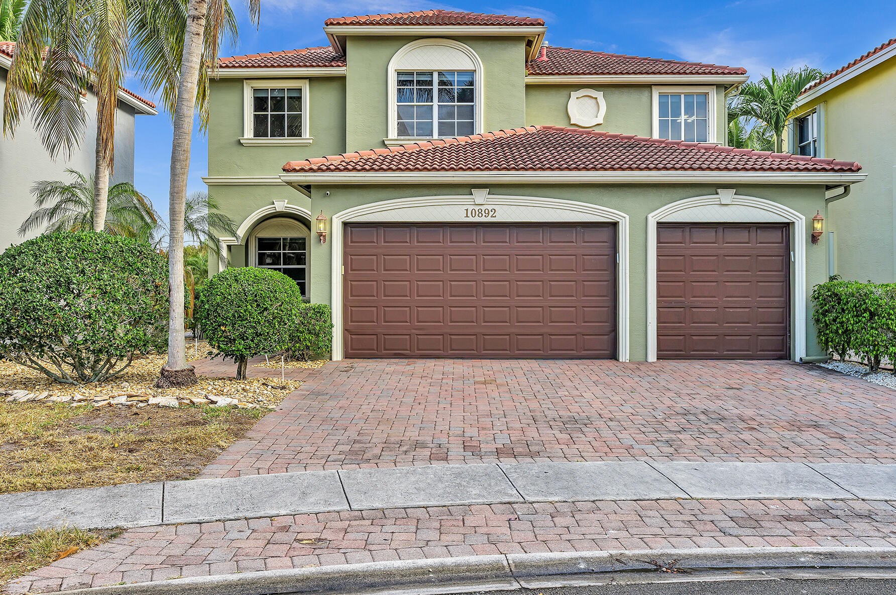 10892 Lake Wynds Ct, Boynton Beach, FL 33437