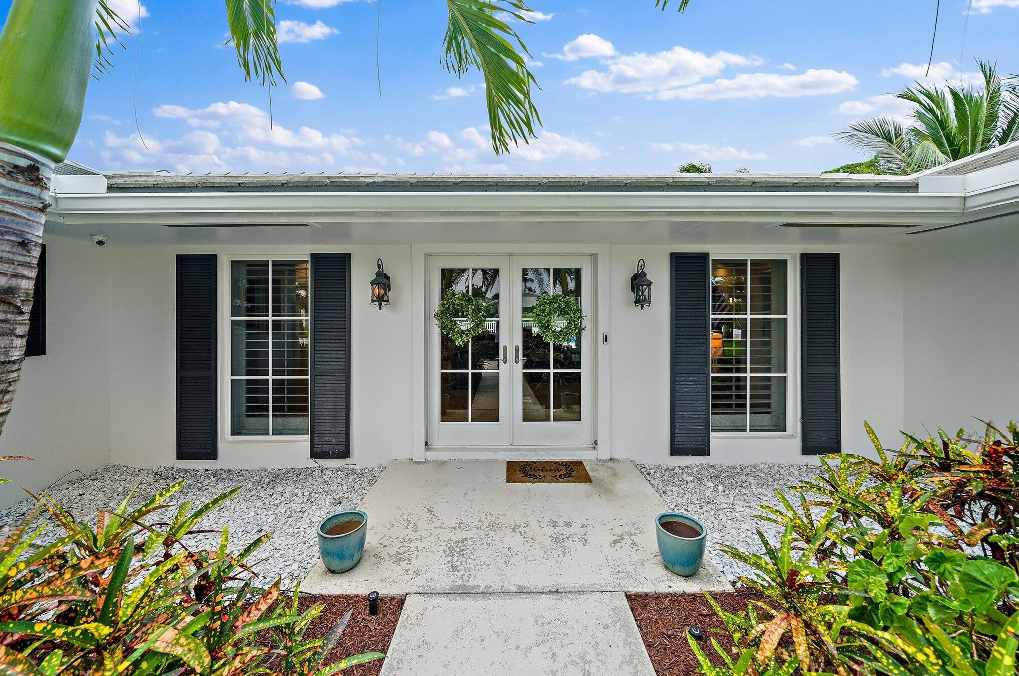 98 Golfview Dr, Jupiter, FL 33469