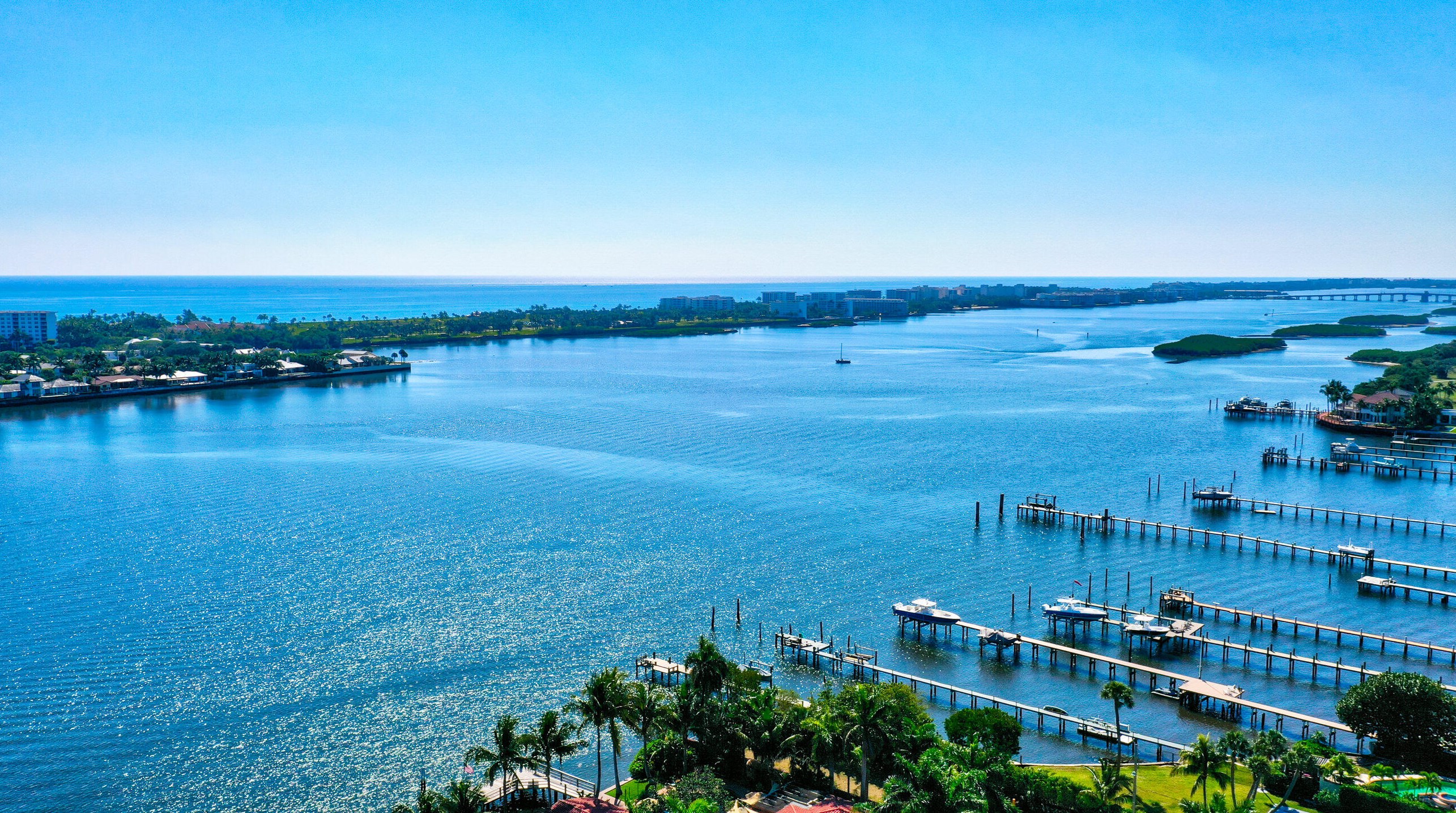 106 Auburn Dr, Lake Worth FL  33460-6310 exterior