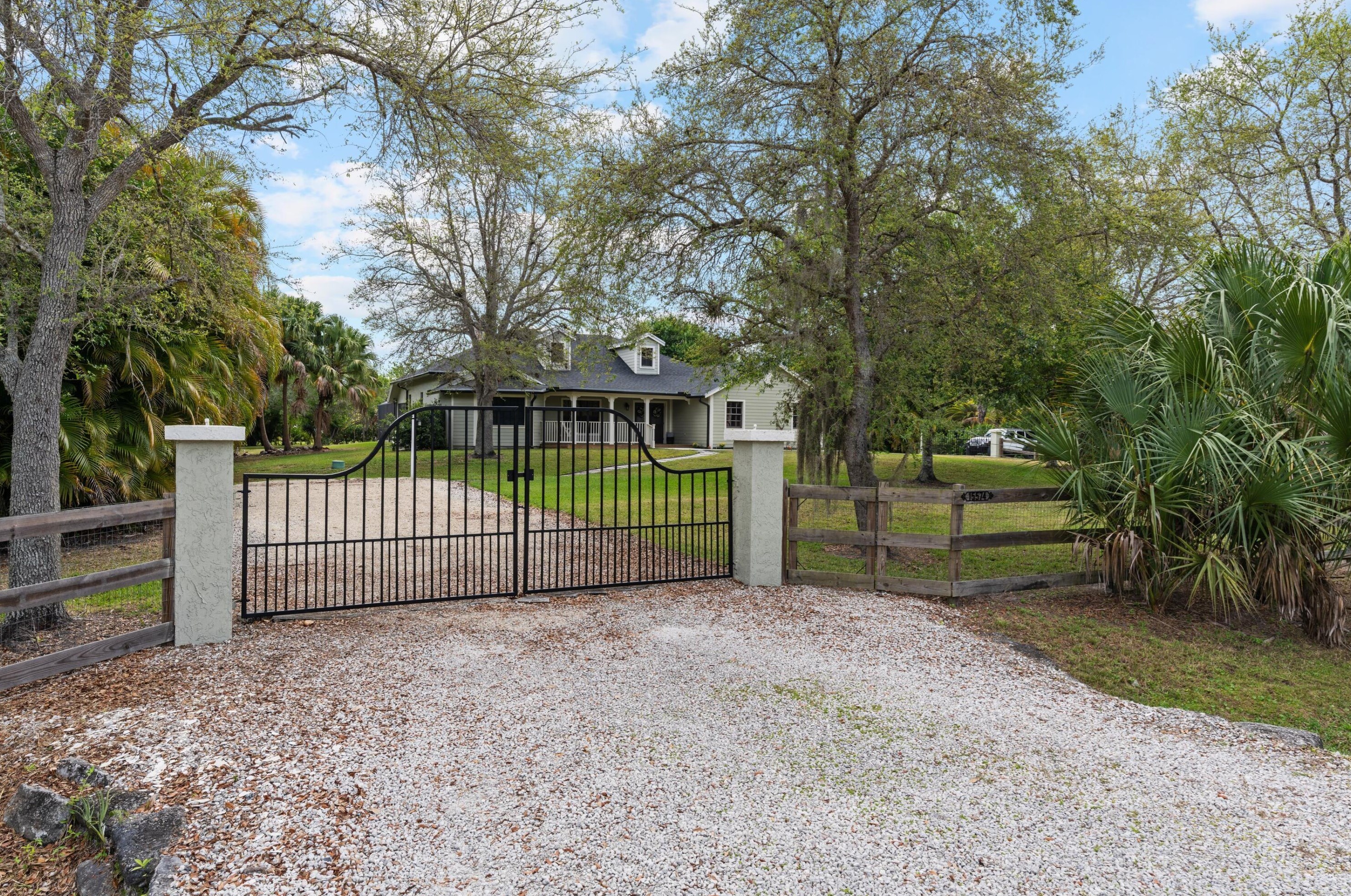 15574 92nd Way, Jupiter, FL 33478-6937