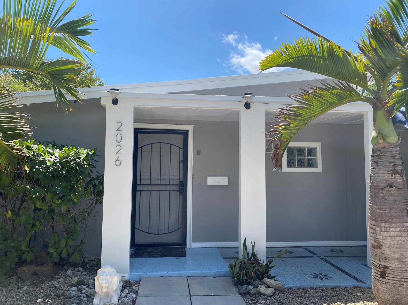 2026 Wiley St, Hollywood, FL 33020-6334