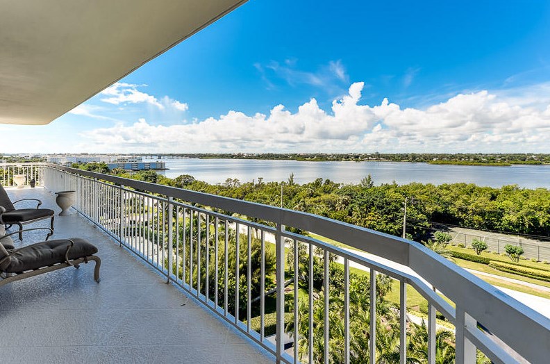 2580 S Ocean Blvd #1a7, Palm Beach, FL 33480