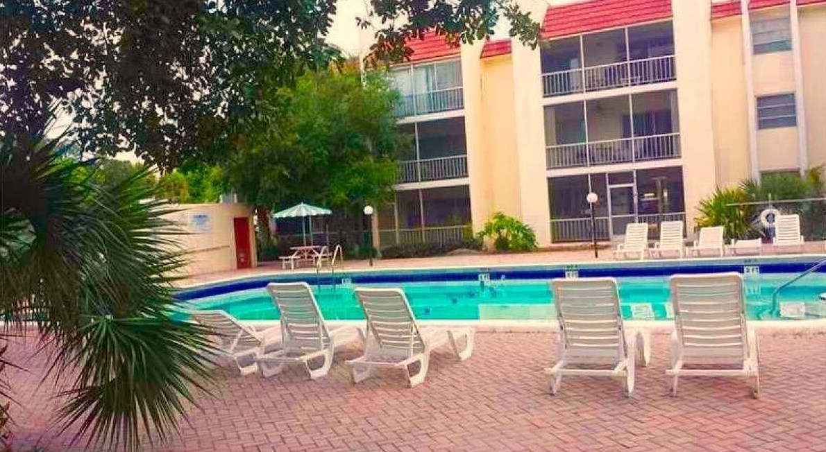 608 Nw 13th St Apt 23, Boca Raton, FL 33486