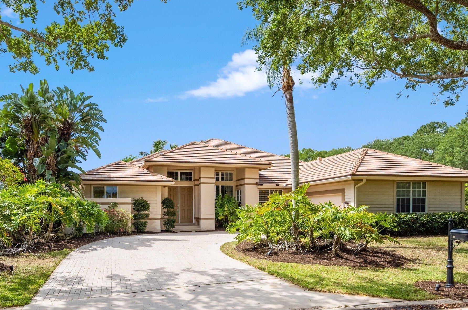 126 Still Lake Dr, Jupiter, FL 33458-3758