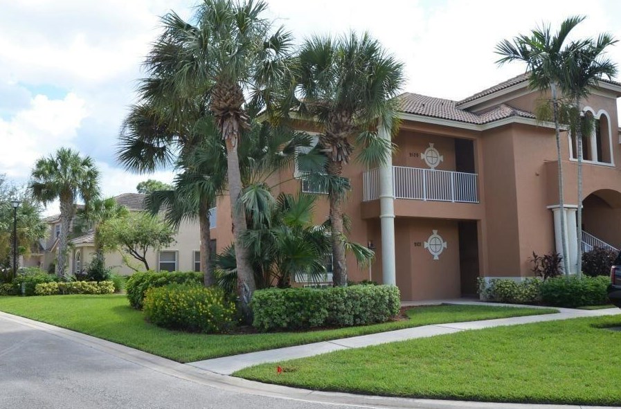 9109 Sand Shot Way, Port Saint Lucie, FL 34986