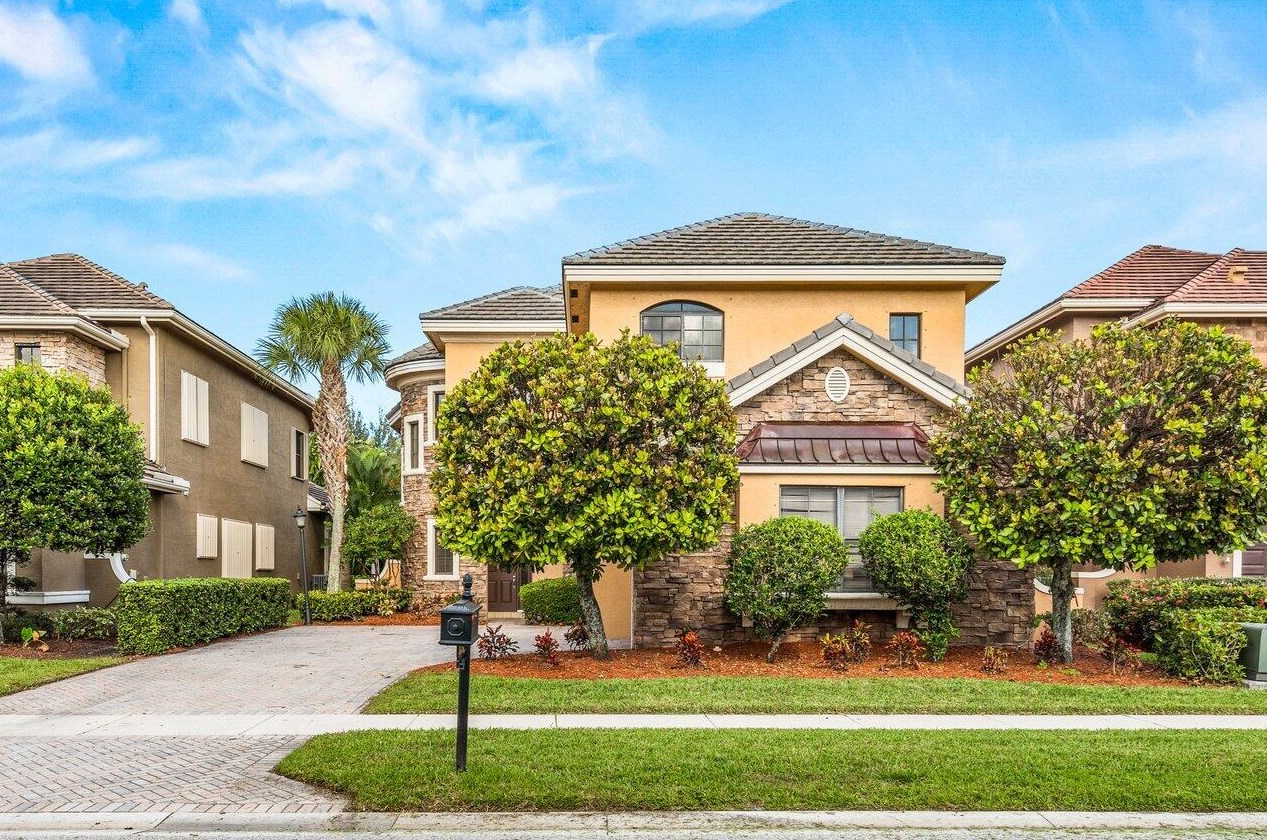10293 Medicis Pl, Lake Worth, FL 33449