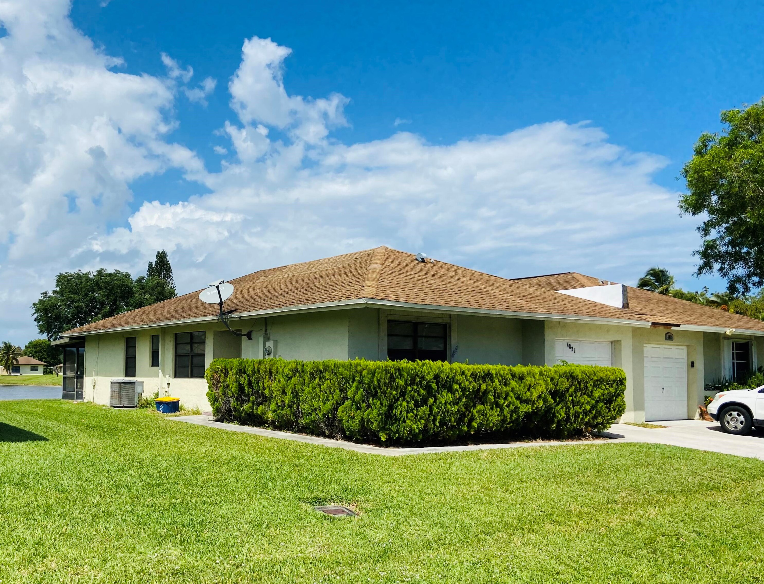 4827 Paulie Ct, West Palm Beach, FL 33415