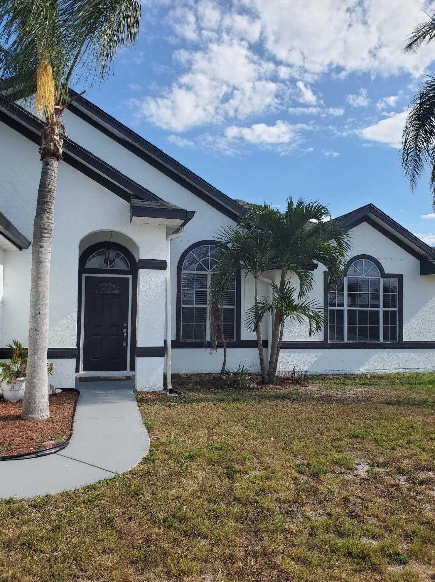 678 Sw Pueblo Ter, Fort Pierce, FL 34953