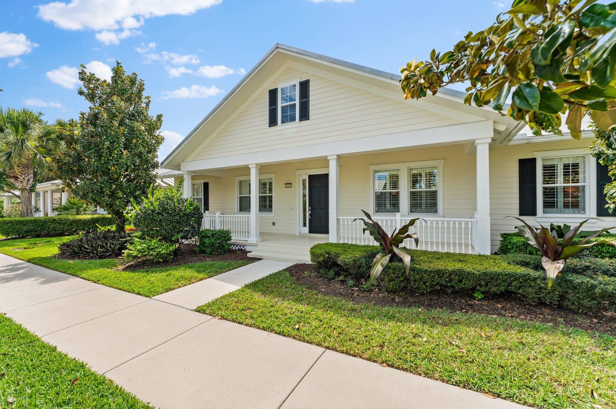 1162 Tropical Dr, Jupiter, FL 33458-8284