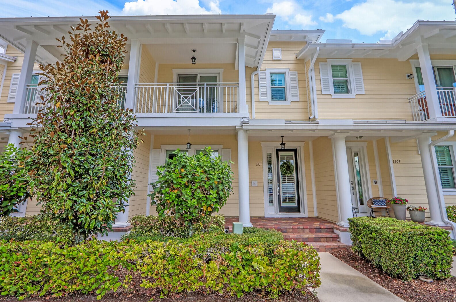 1311 N Community Dr, Jupiter, FL 33458