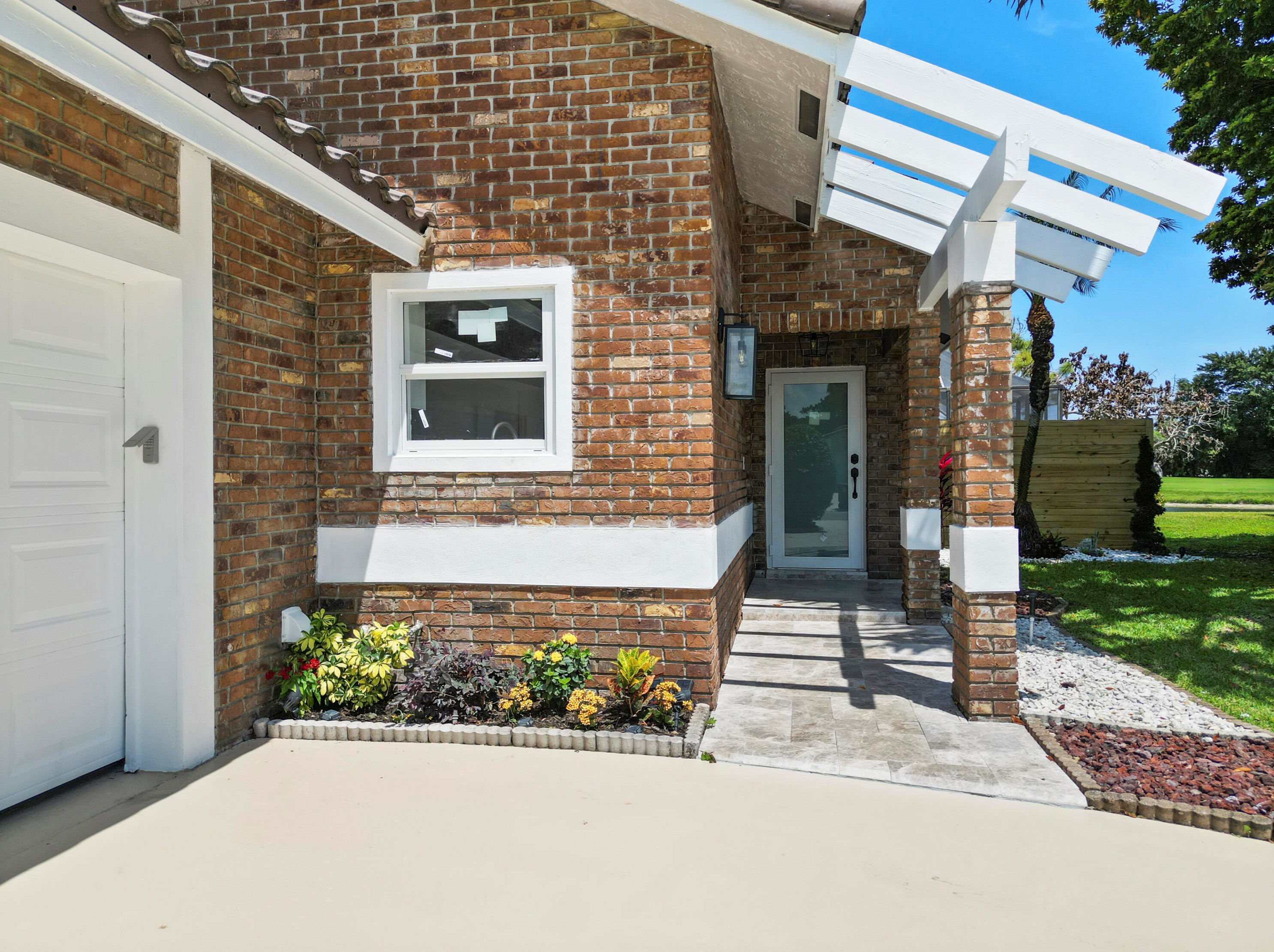 10095 Camelback Ln, Boca Raton FL  33498-4714 exterior