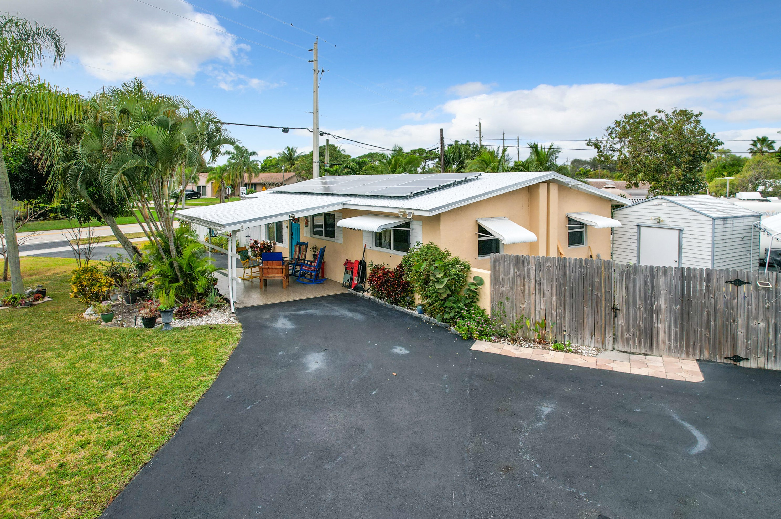 19198 Bryant Dr, Jupiter, FL 33469-1612