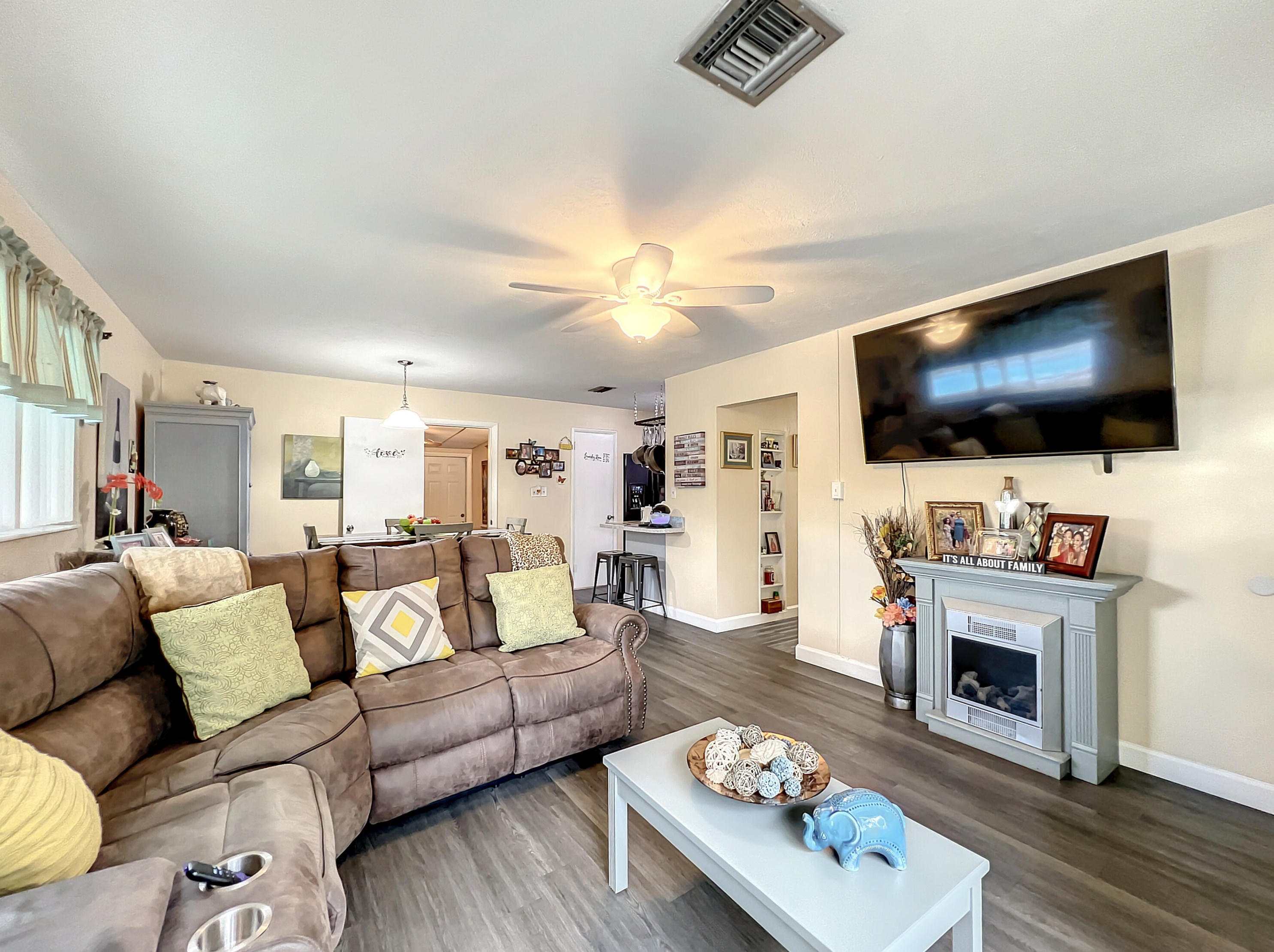 19198 Bryant Dr, Jupiter FL  33469-1612 exterior