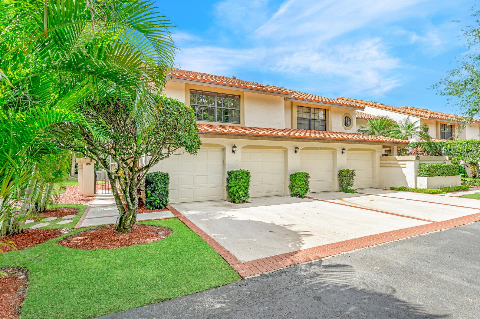 7700 La Mirada Dr, Boca Raton, FL 33433-6102
