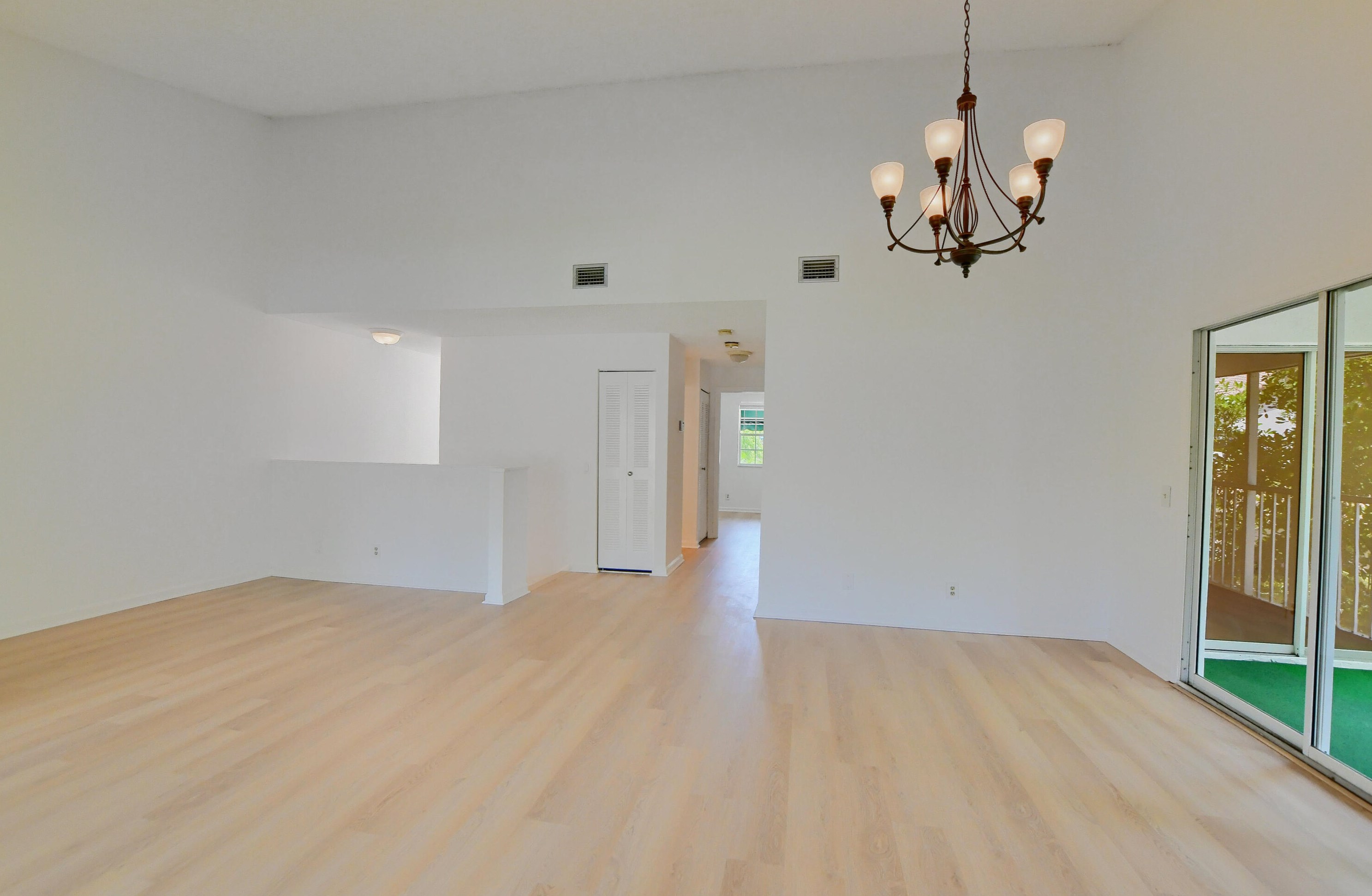 6618 Via Regina, Boca Raton, FL 33433
