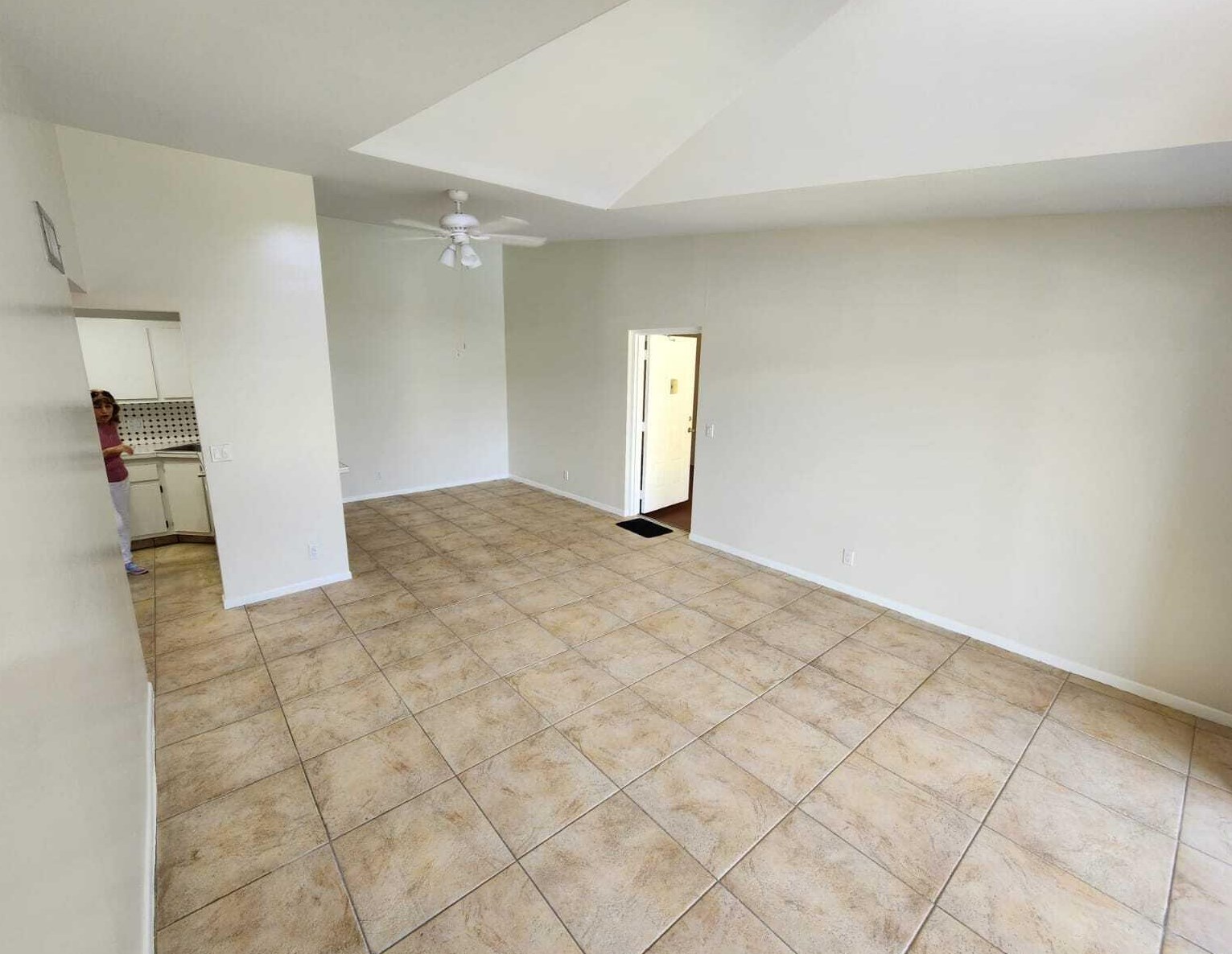 203 Foxtail Dr Apt G3, West Palm Beach, FL 33415