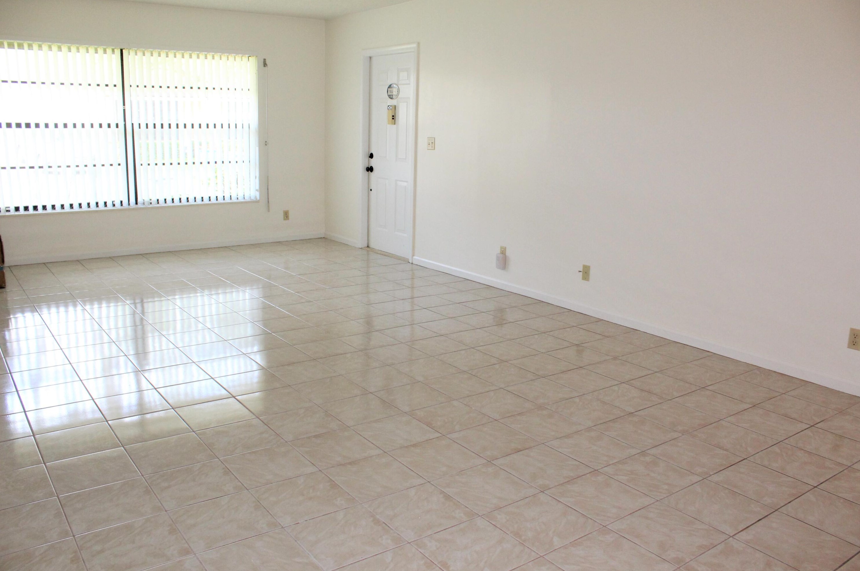 9885 Pecan Tree Dr Apt B, Boynton Beach, FL
