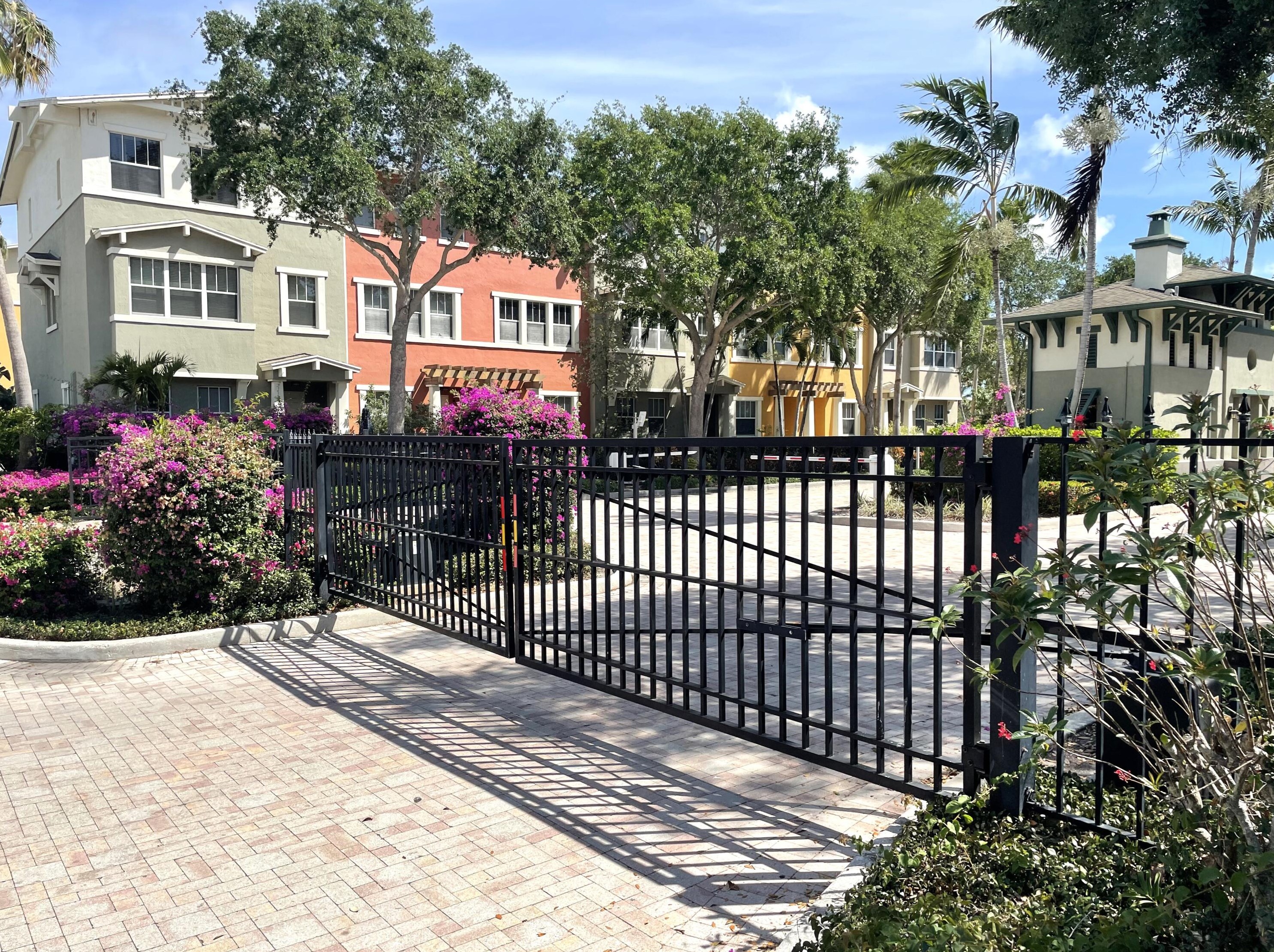 590 Amador Ln #5, West Palm Beach, FL 33401