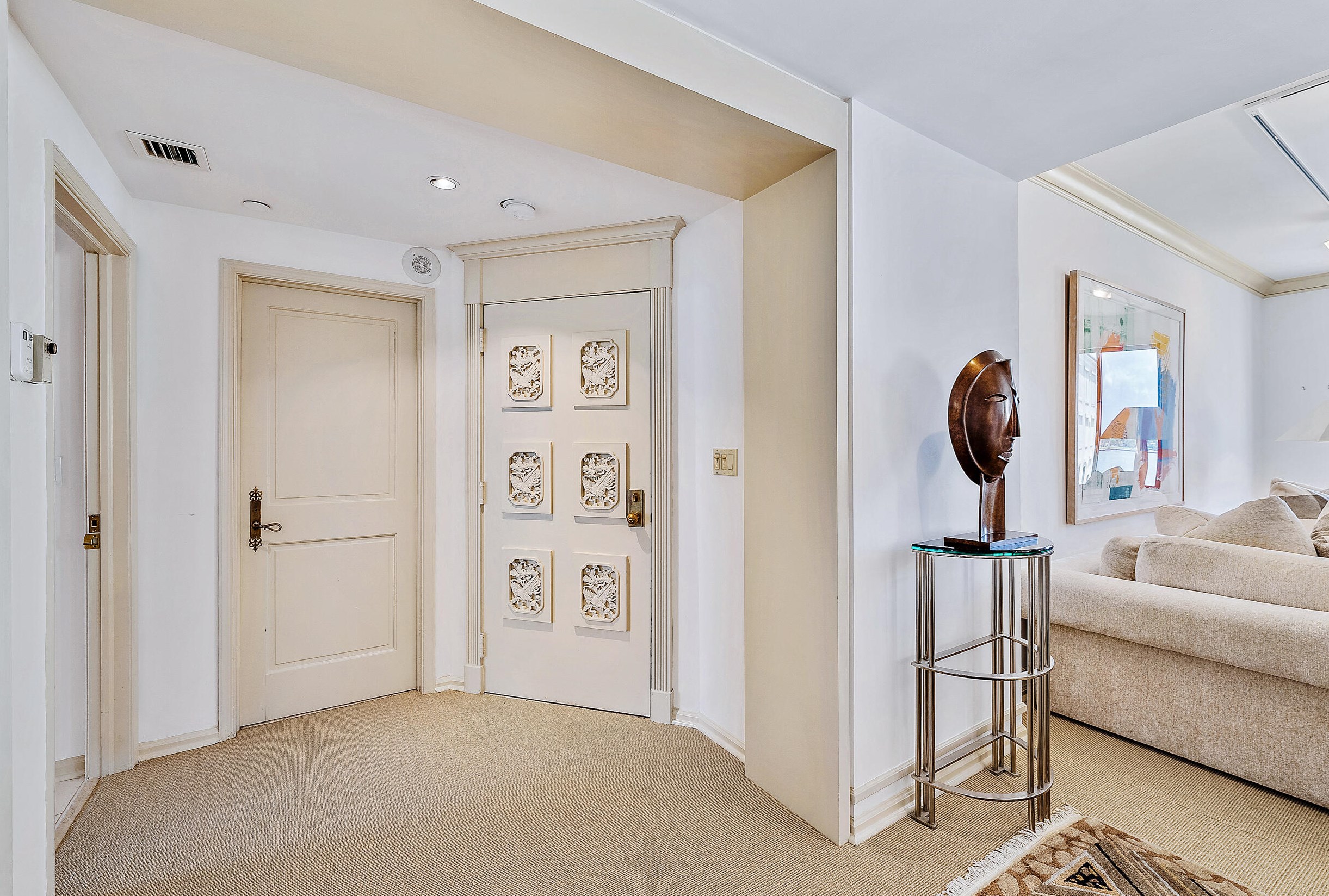 150 Bradley Pl #608, Palm Beach, FL 33480