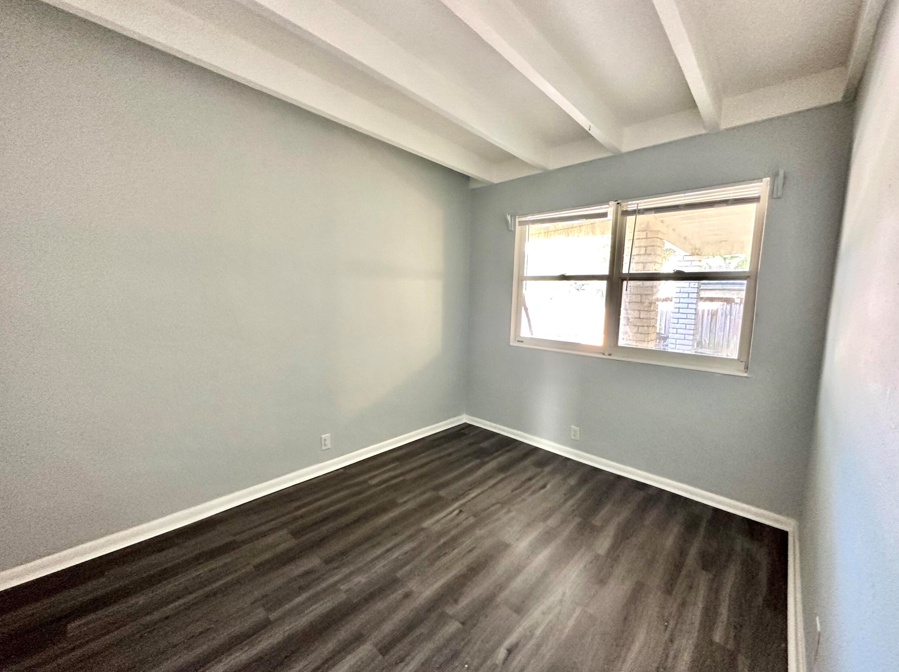 527 48th St Apt 1, West Palm Beach, FL 33407
