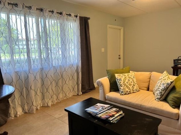 2000 Springdale Blvd #111, Lake Worth, FL 33461