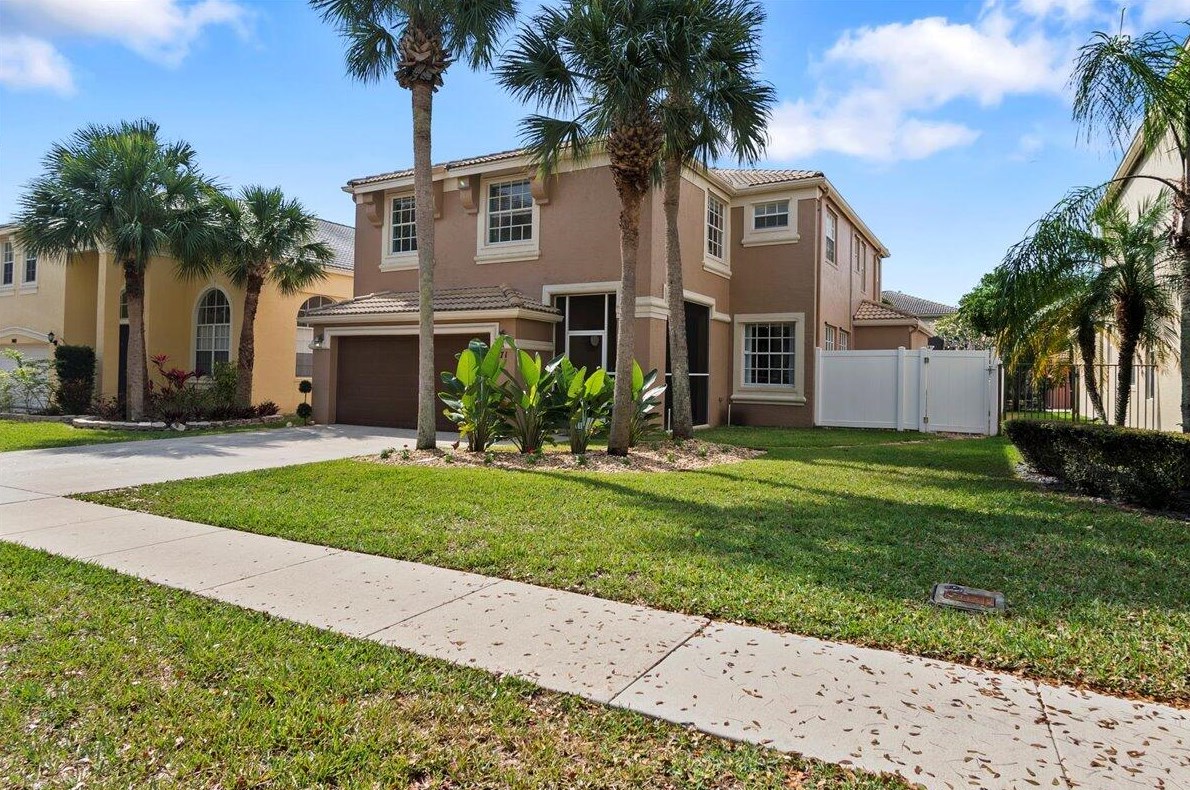 2471 Westmont Ln, West Palm Beach, FL 33411