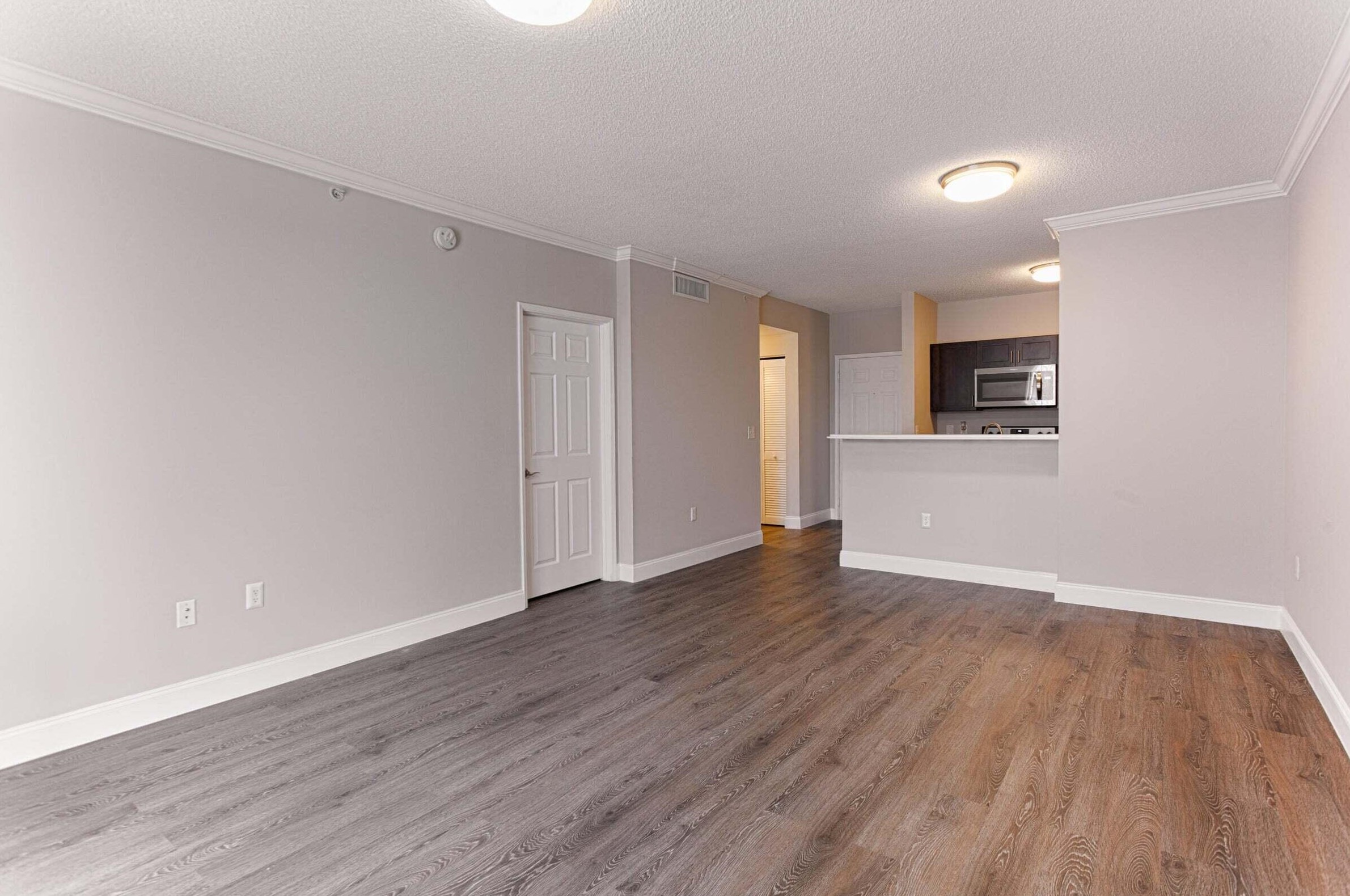 720 S Sapodilla Ave #403, West Palm Beach, FL 33401