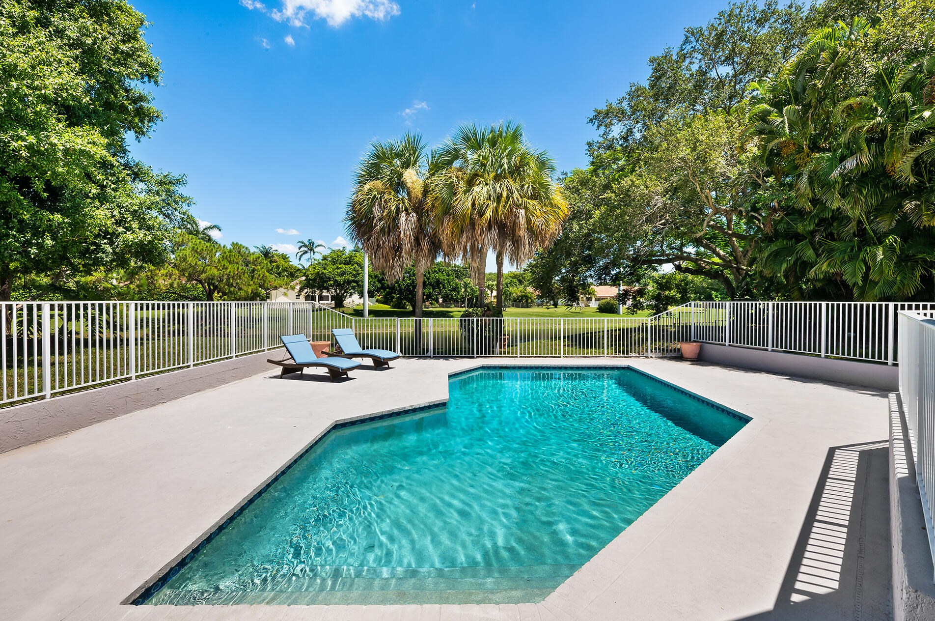 1981 25th St, Boca Raton FL  33431-4018 exterior