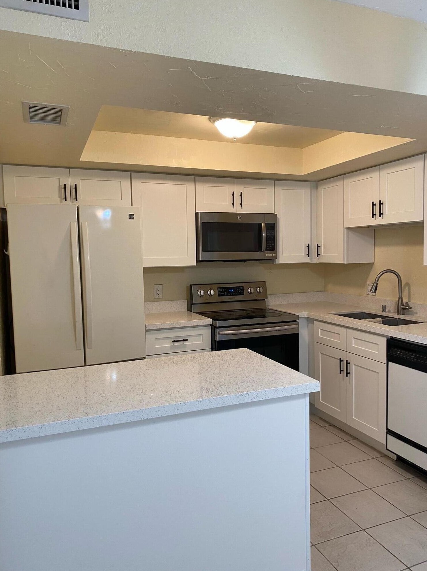 4677 Oak Terrace Dr #4677, Lake Worth, FL 33463