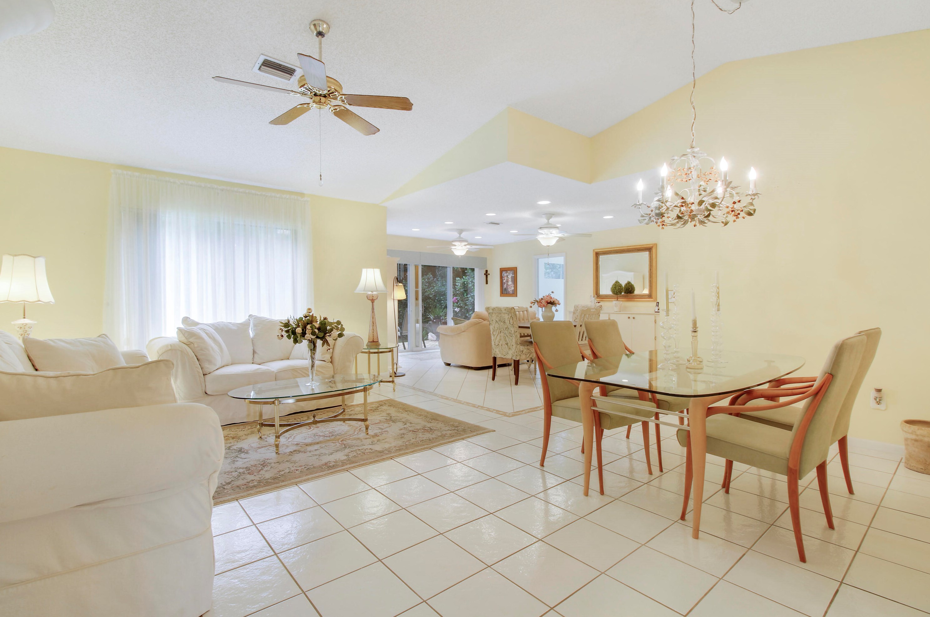 9525 Tropical Park Pl, Boca Raton, FL 33428-3154