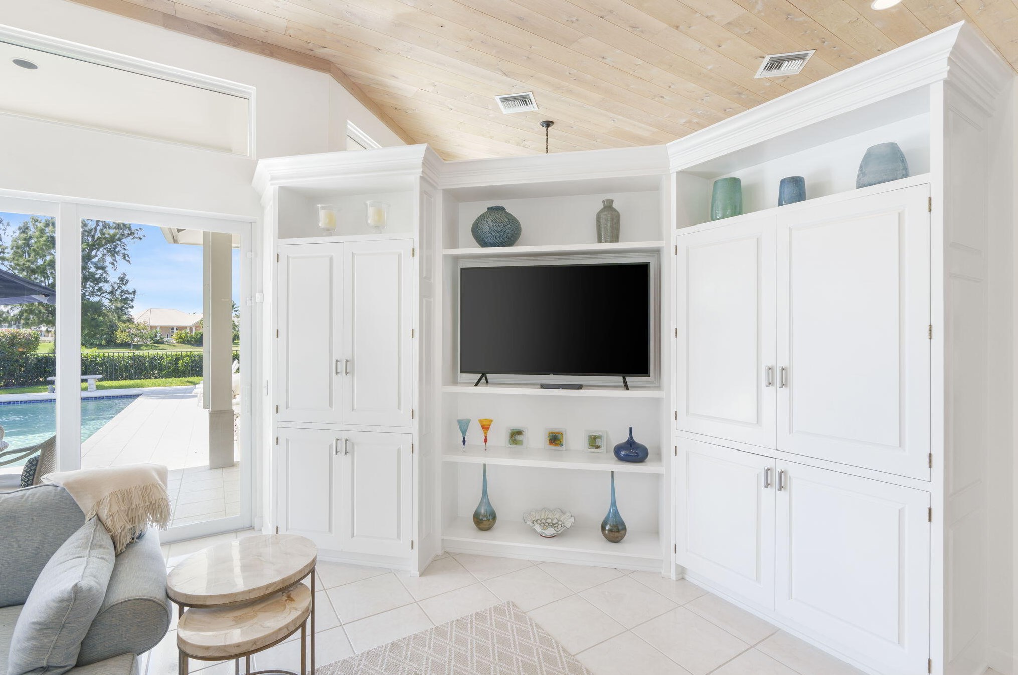 189 Orange Tree Dr, Lake Worth FL 33462-1129 exterior