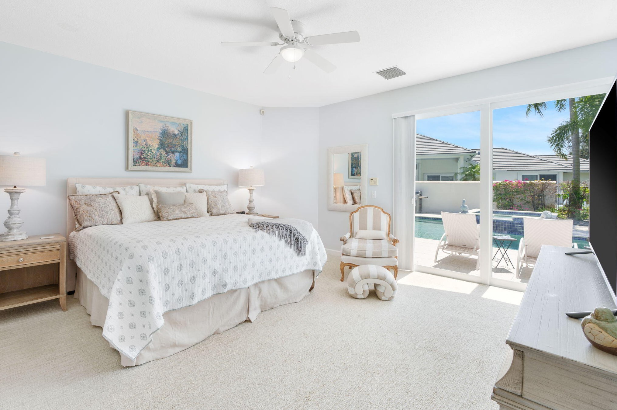 189 Orange Tree Dr, Lake Worth FL 33462-1129 exterior