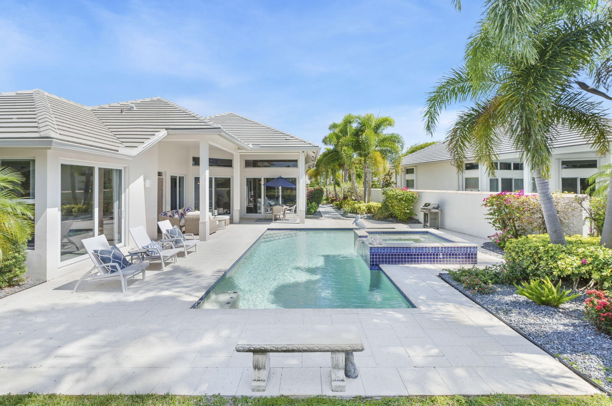 189 Orange Tree Dr, Lake Worth FL 33462-1129 exterior