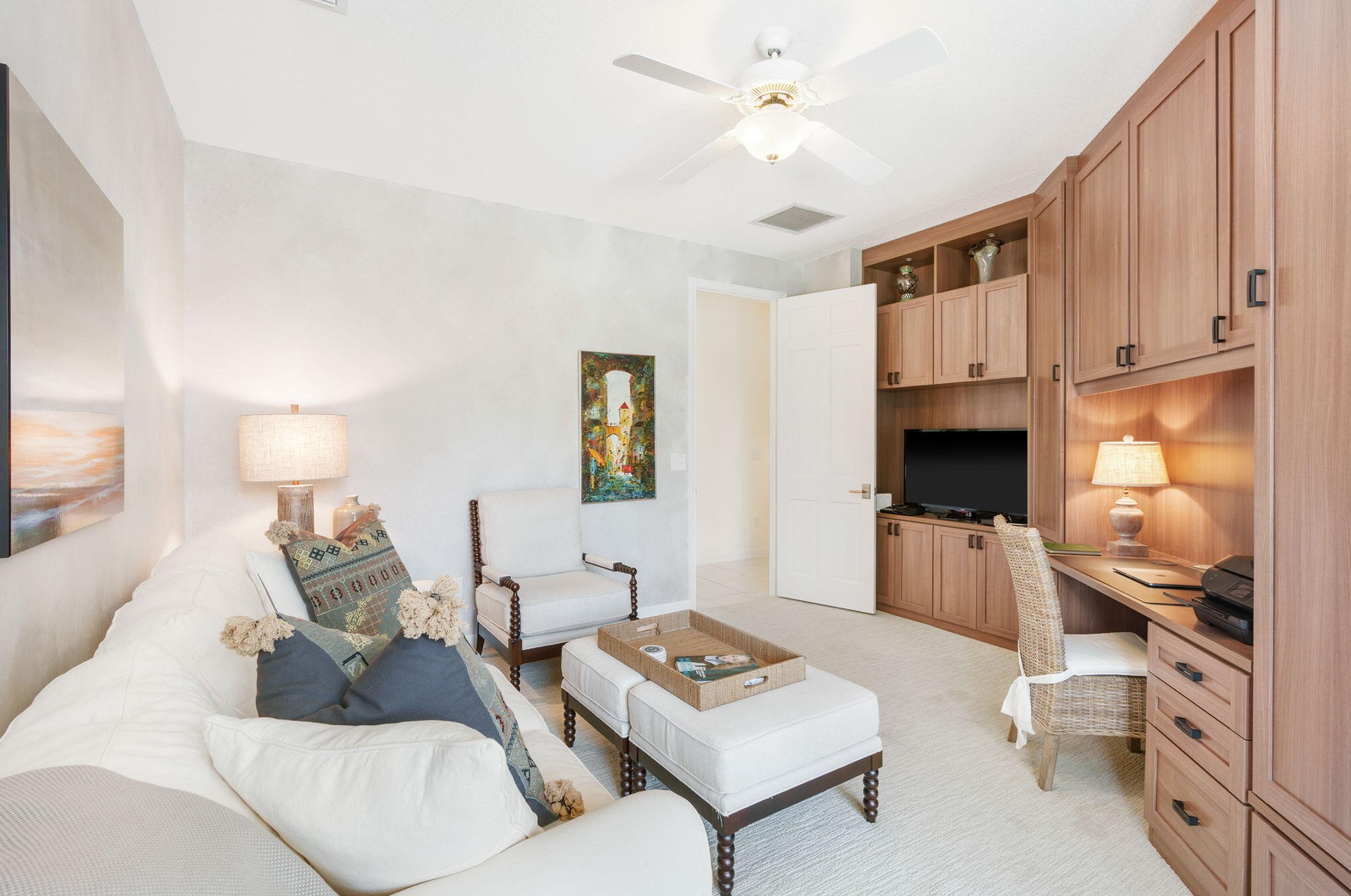 189 Orange Tree Dr, Lake Worth FL 33462-1129 exterior