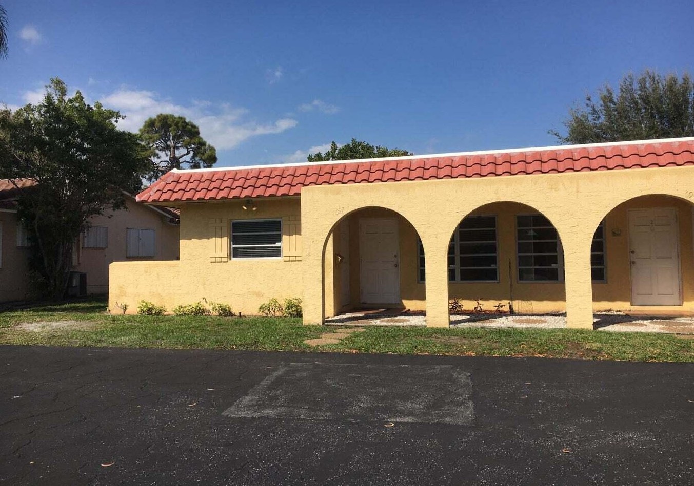 697 Ipswich St, Boca Raton, FL 33487