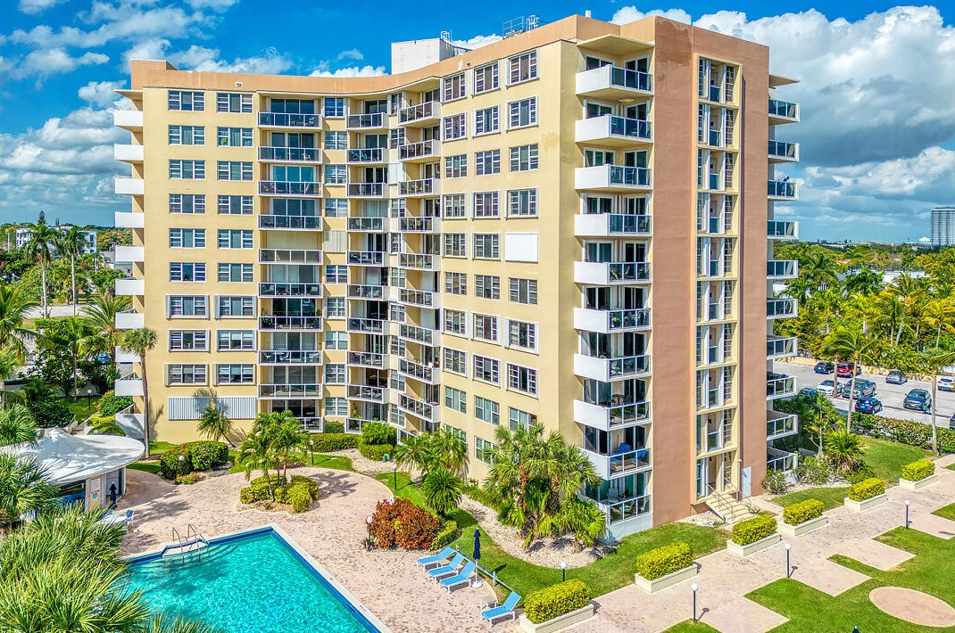 2800 N Flagler Dr #712, West Palm Beach, FL 33407