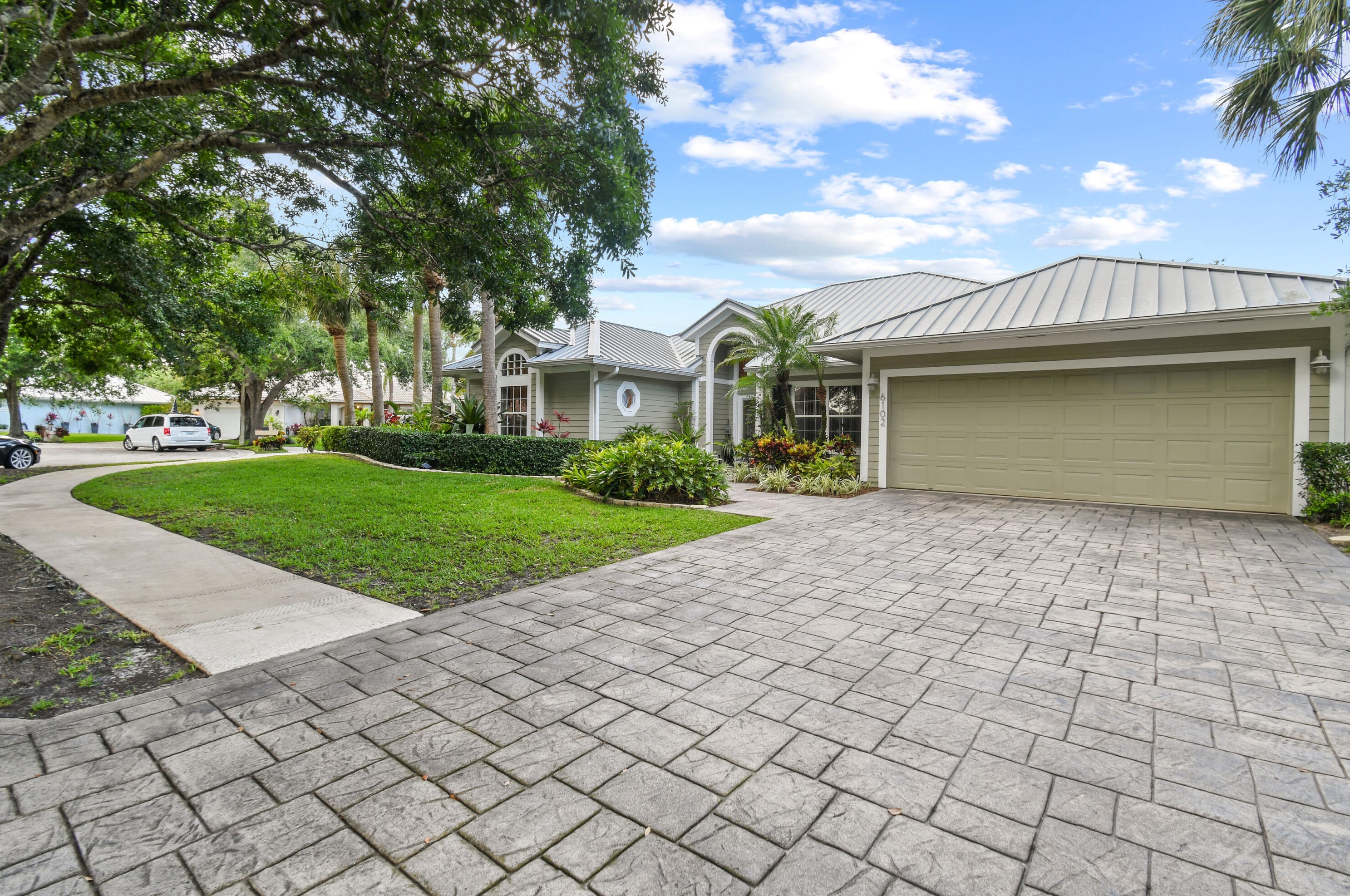 6102 Winding Lake Dr, Jupiter, FL 33458