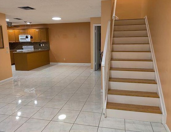 9370 Sw 61st Way Apt A, Boca Raton, FL