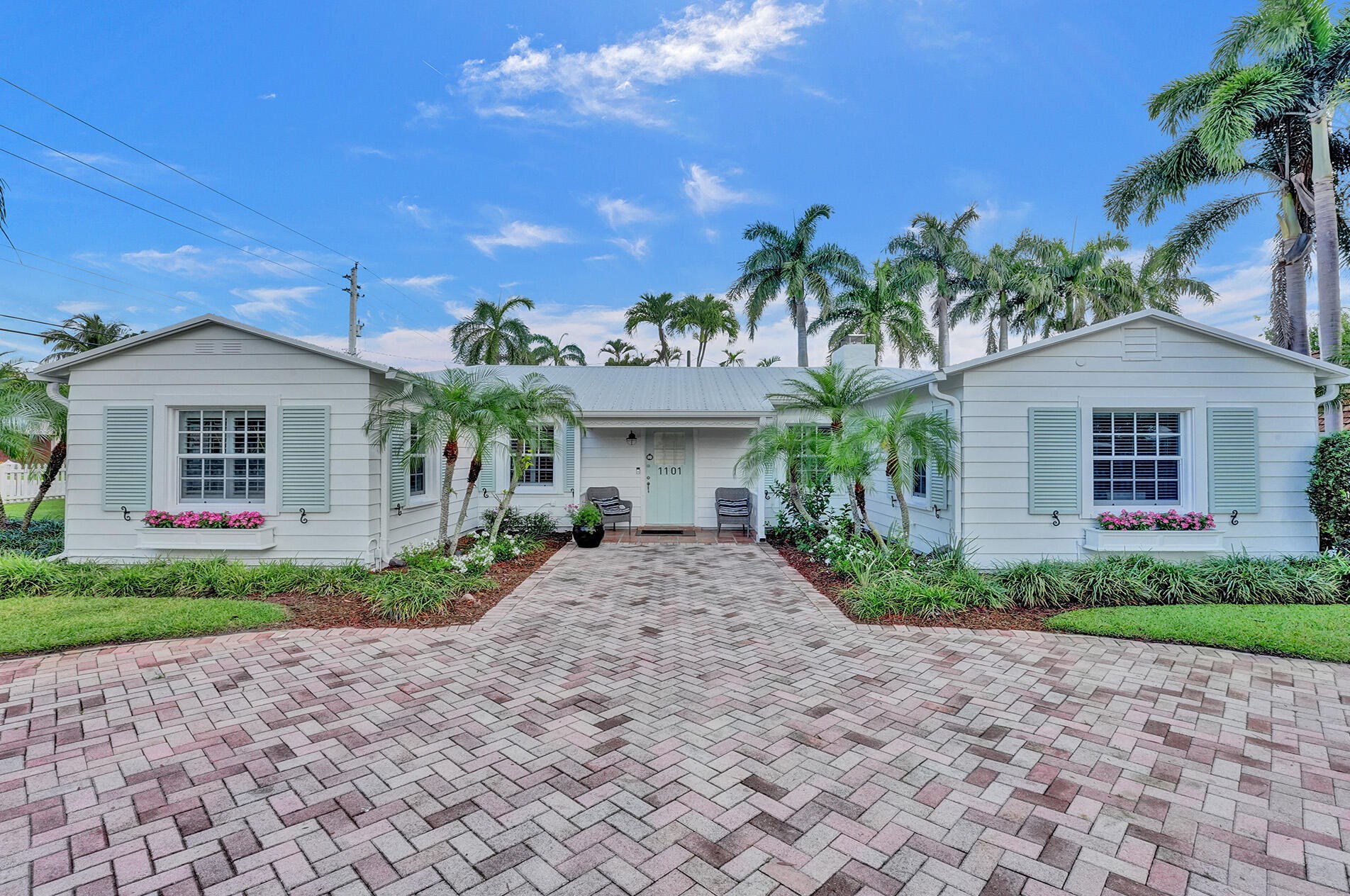 1101 N Swinton Ave, Delray Beach, FL 33444