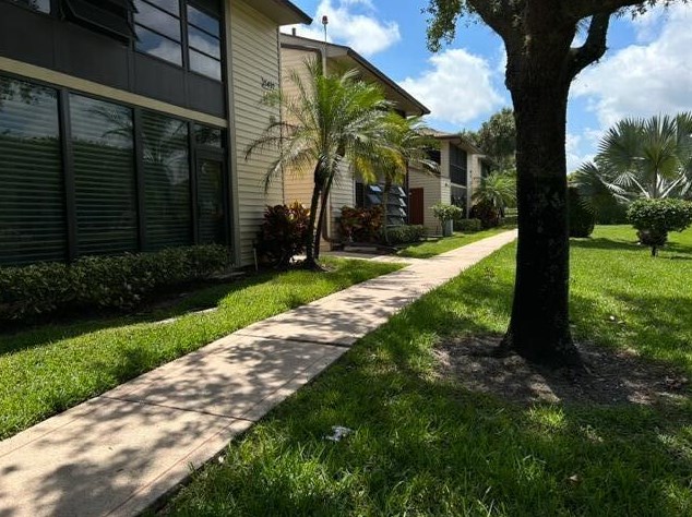 15492 Lakes Of Delray Blvd #101, Delray Beach, FL 33484