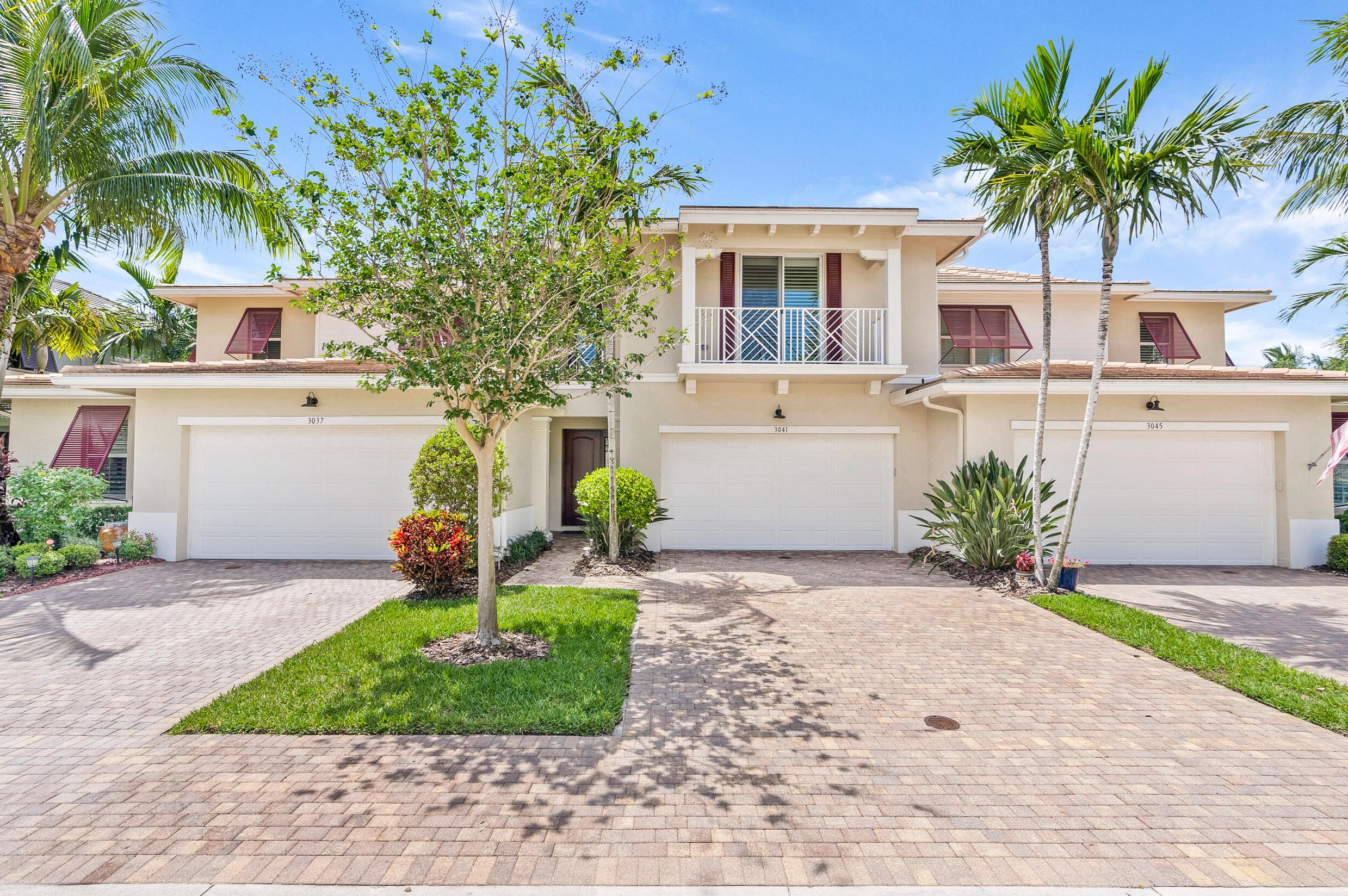 3041 Princeton Ln, West Palm Beach, FL 33418-3428