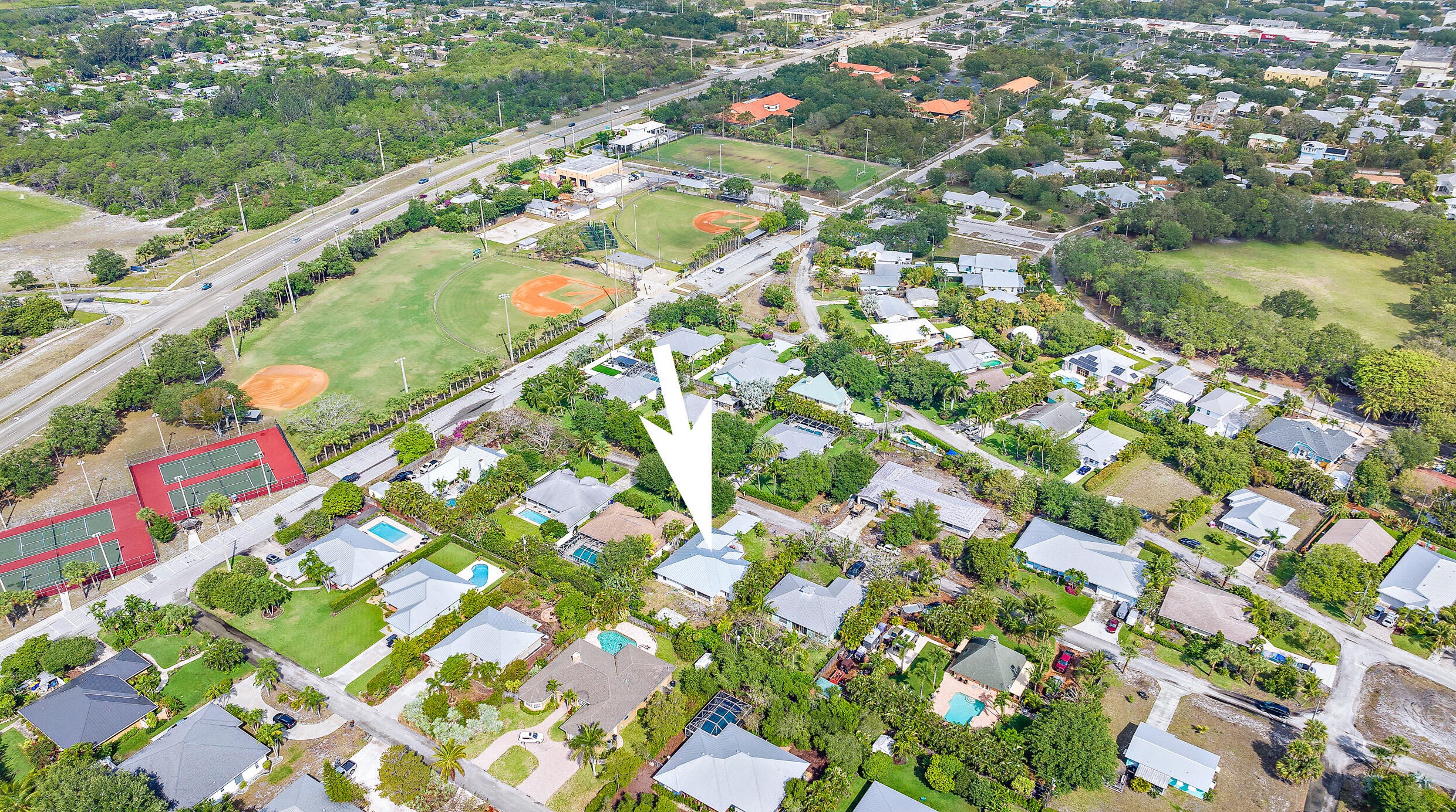 9102 Pomona St, Hobe Sound FL  33455-5524 exterior