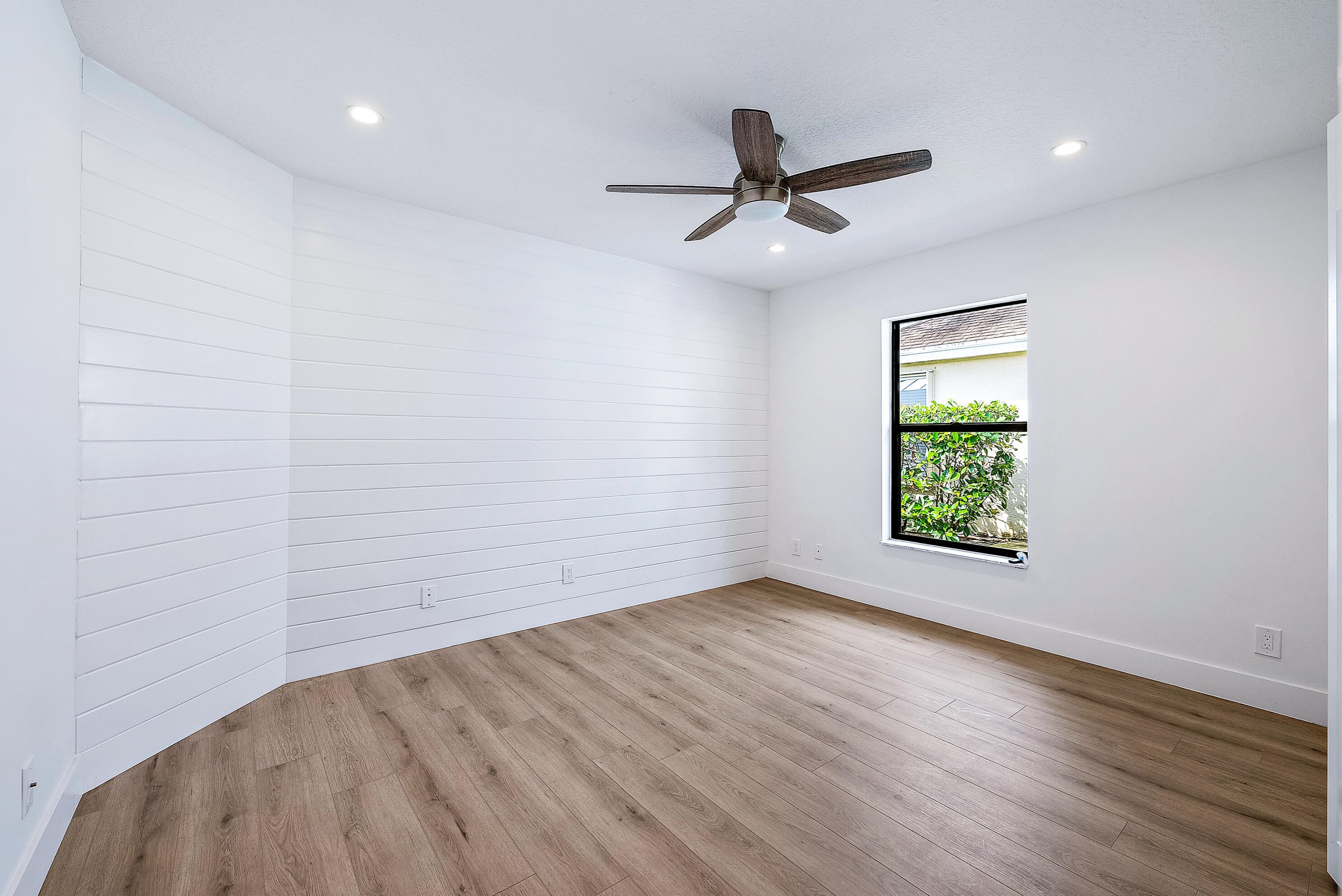 9102 Pomona St, Hobe Sound FL  33455-5524 exterior