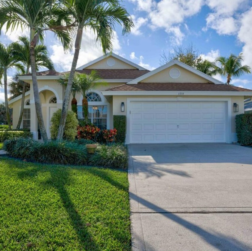6014 Adams St, Jupiter, FL 33458