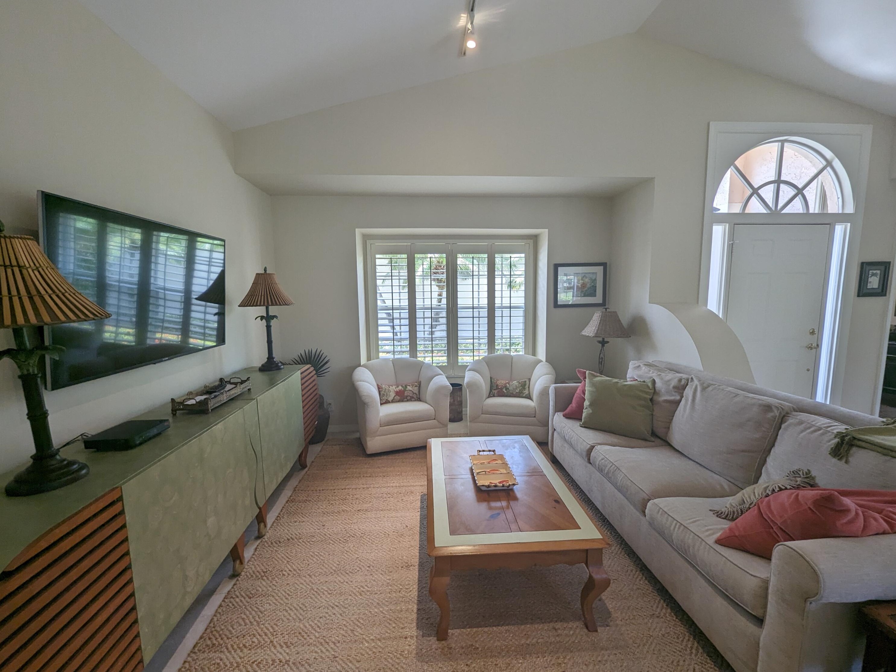 3841 Shearwater Dr, Jupiter FL  33477-1354 exterior