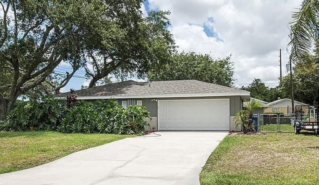 2095 43rd Ave, Vero Beach, FL 32960