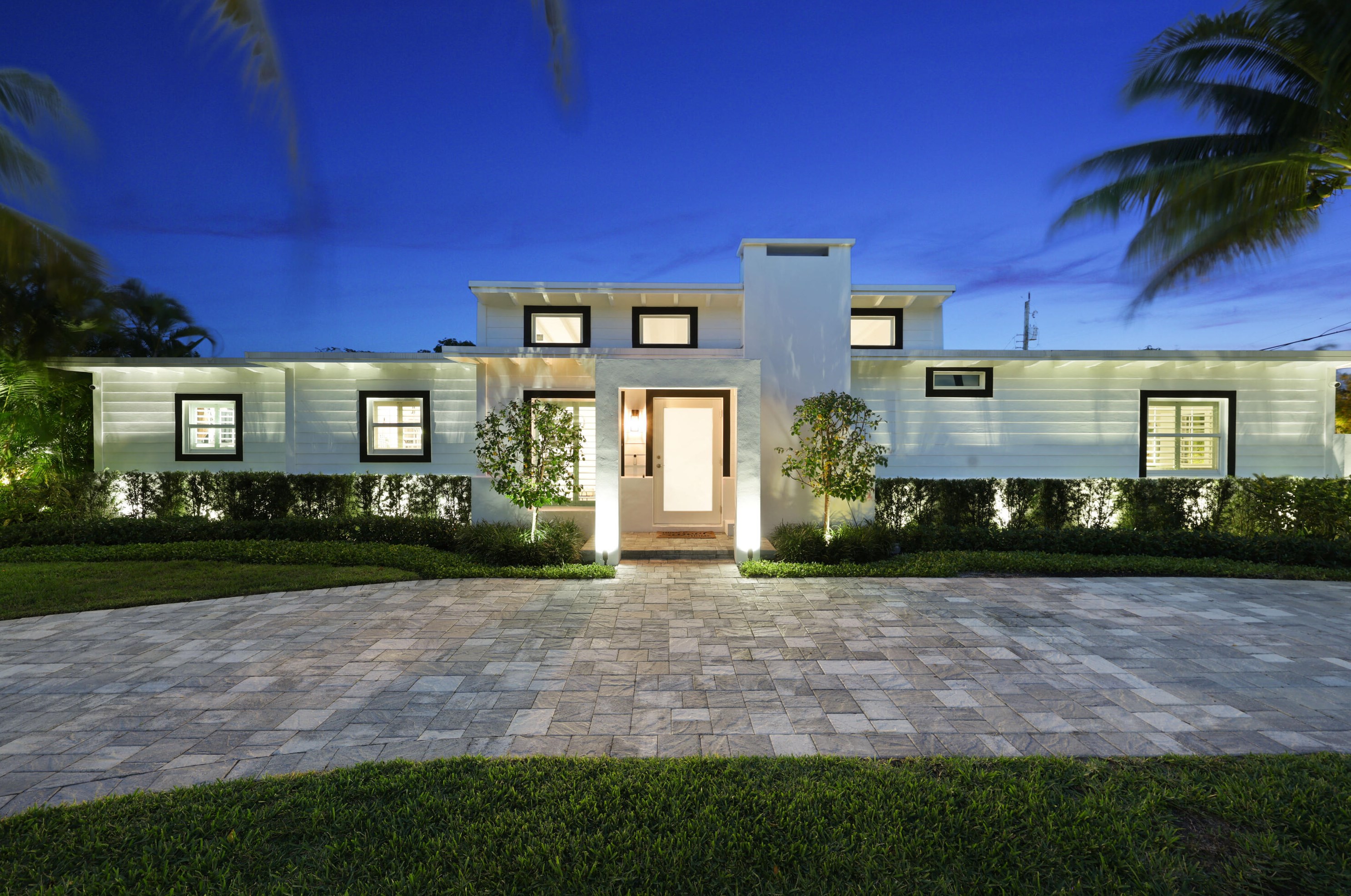 915 N Swinton Ave, Delray Beach, FL 33444