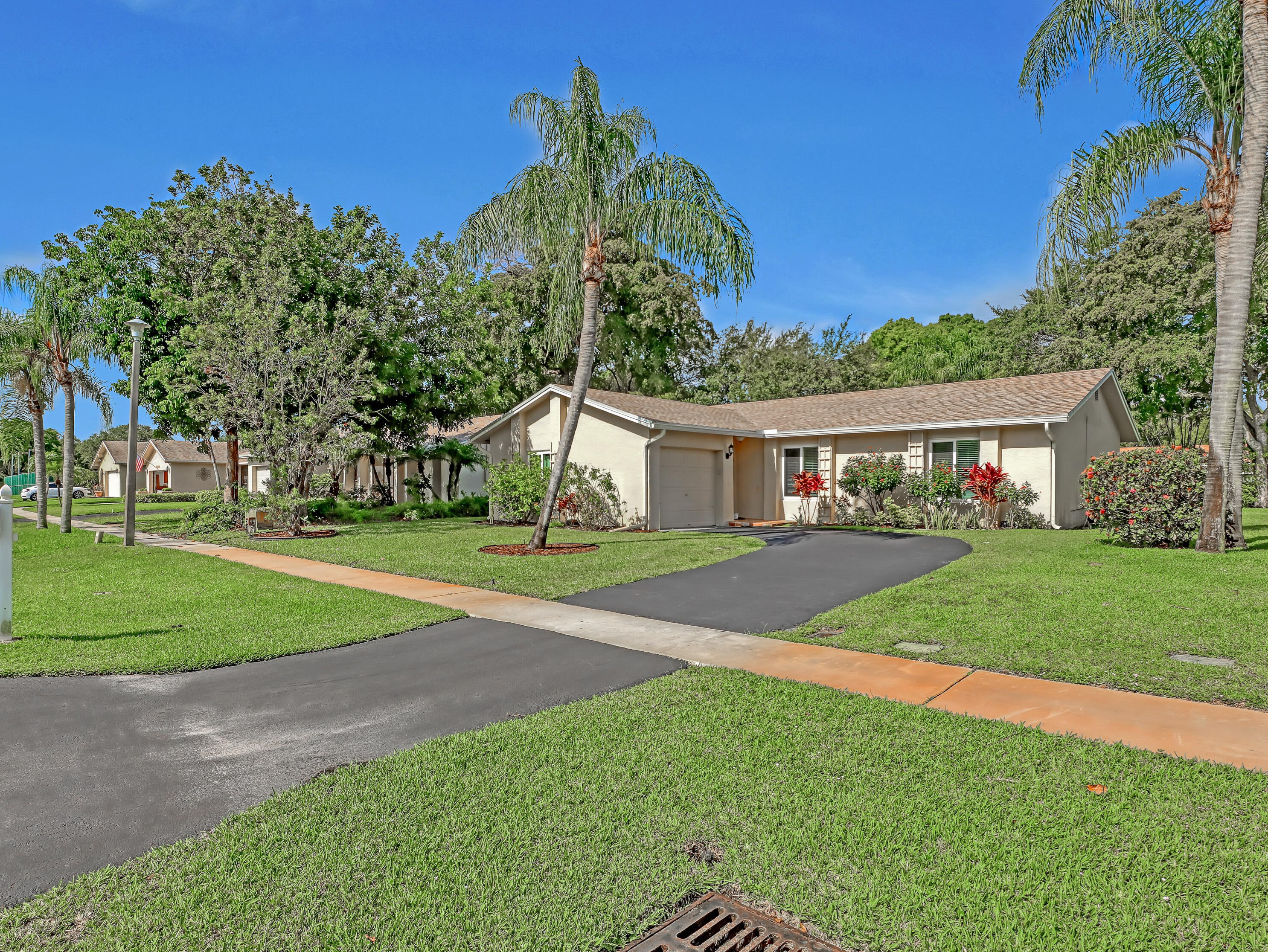 18079 103rd Trl, Boca Raton, FL 33498-1629