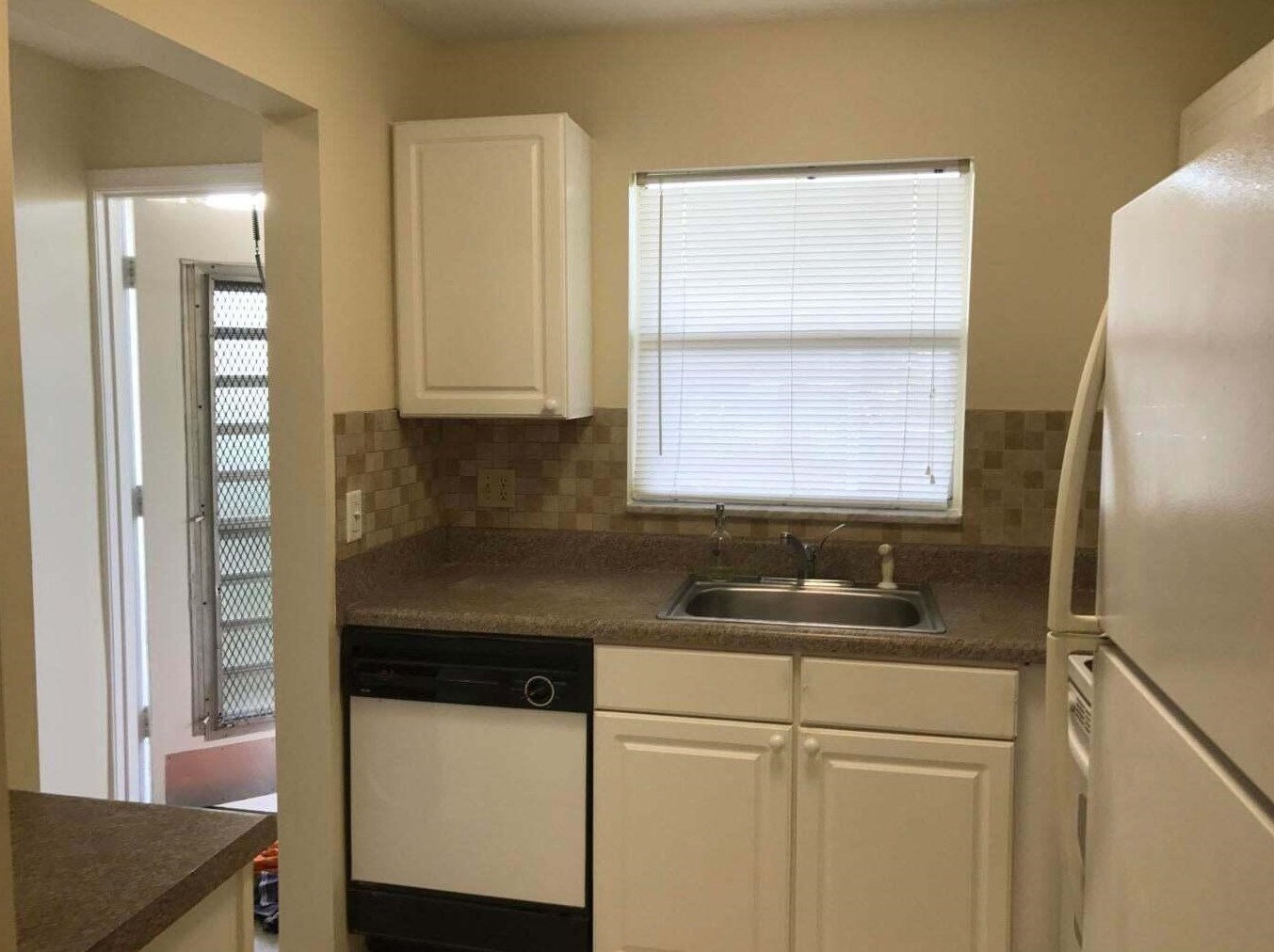 9915 Sandalfoot Blvd #410, Boca Raton, FL 33428
