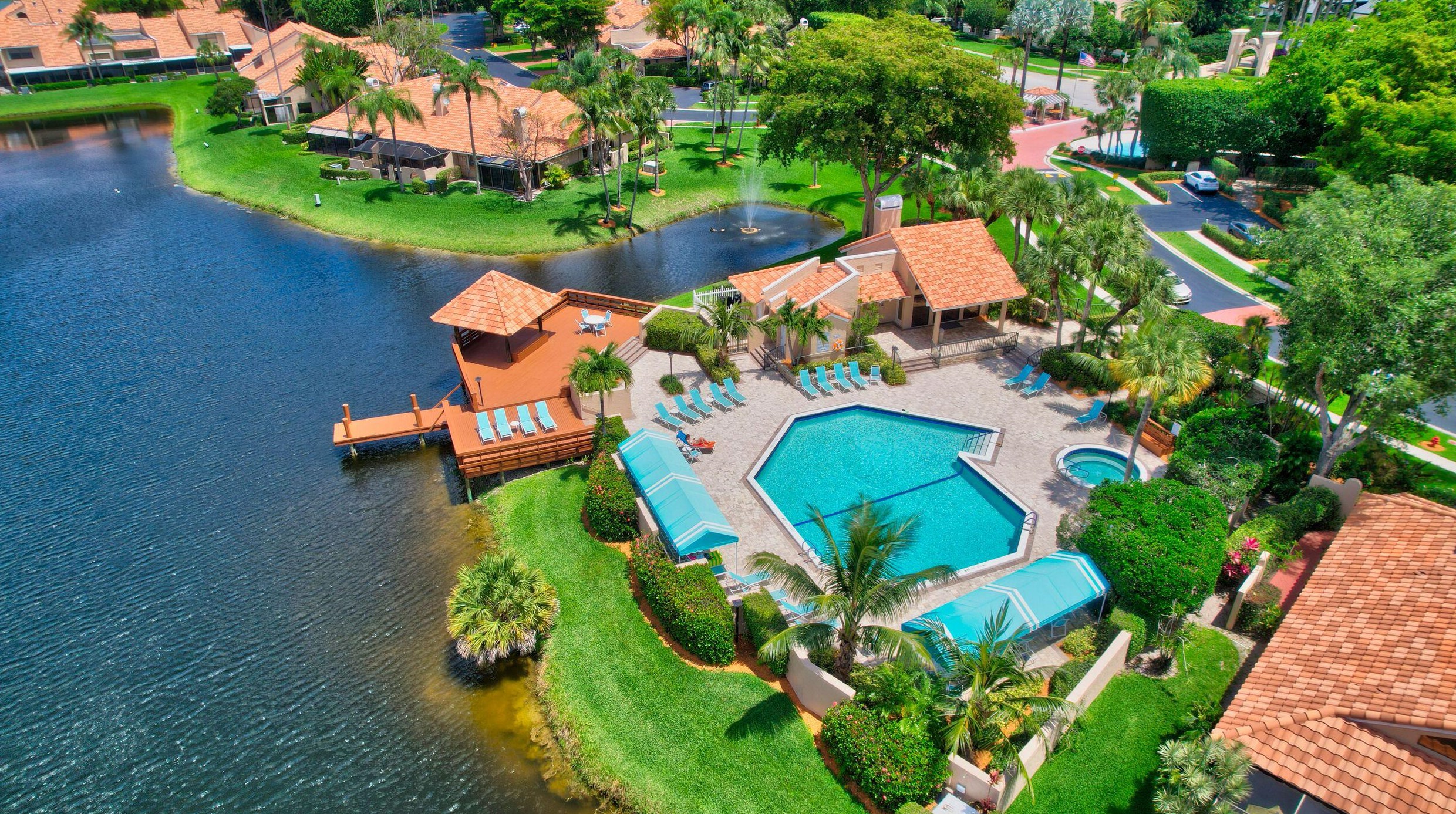 22750 Meridiana Dr, Boca Raton FL 33433-6310 exterior